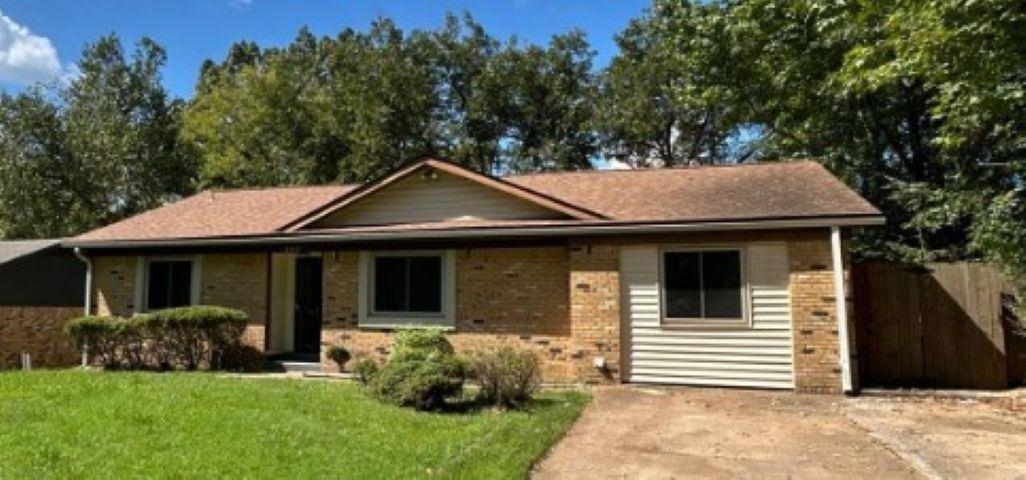 4035 Pippin St Property Photo 1