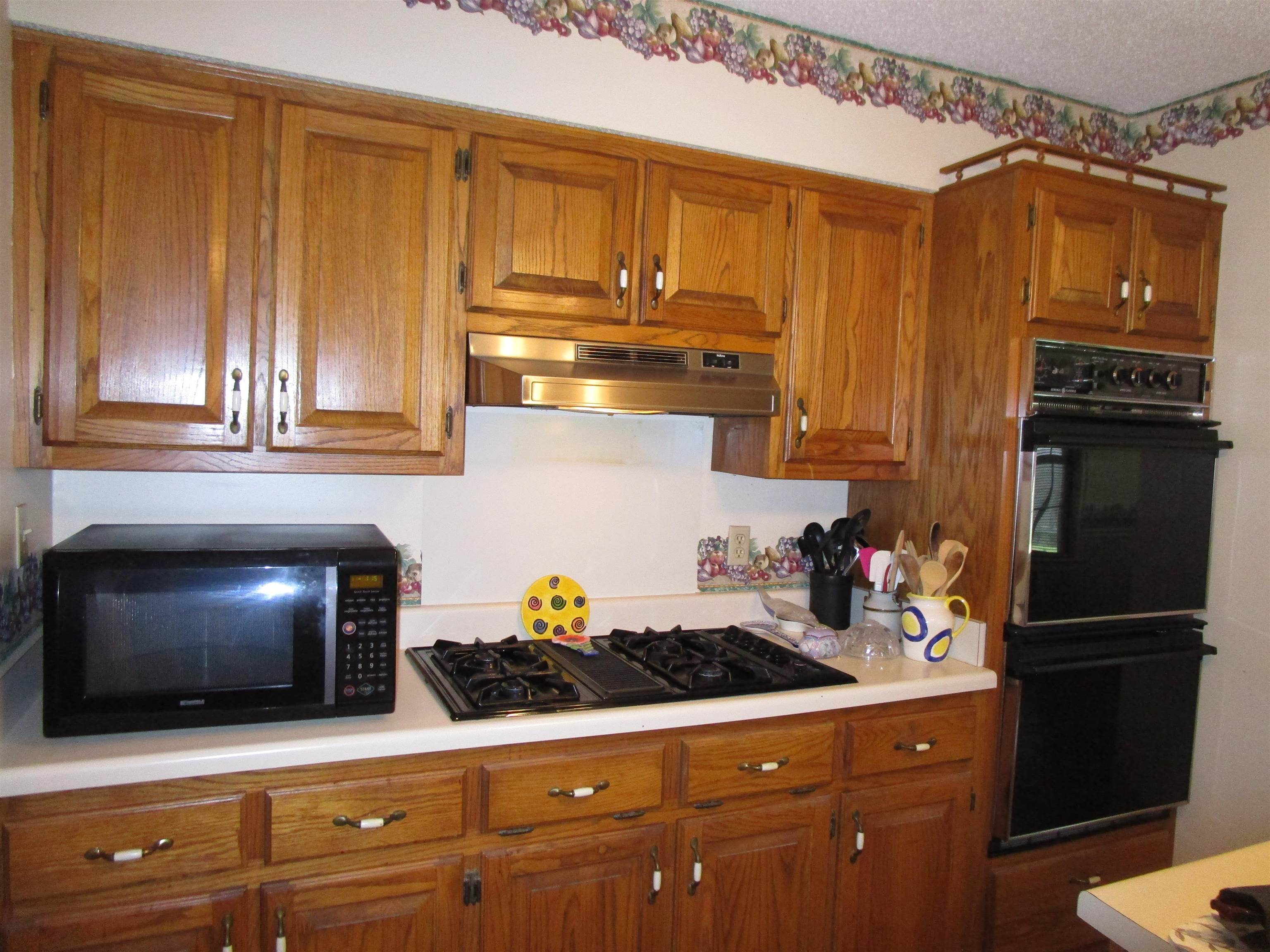 6888 Juana Dr Property Photo 10