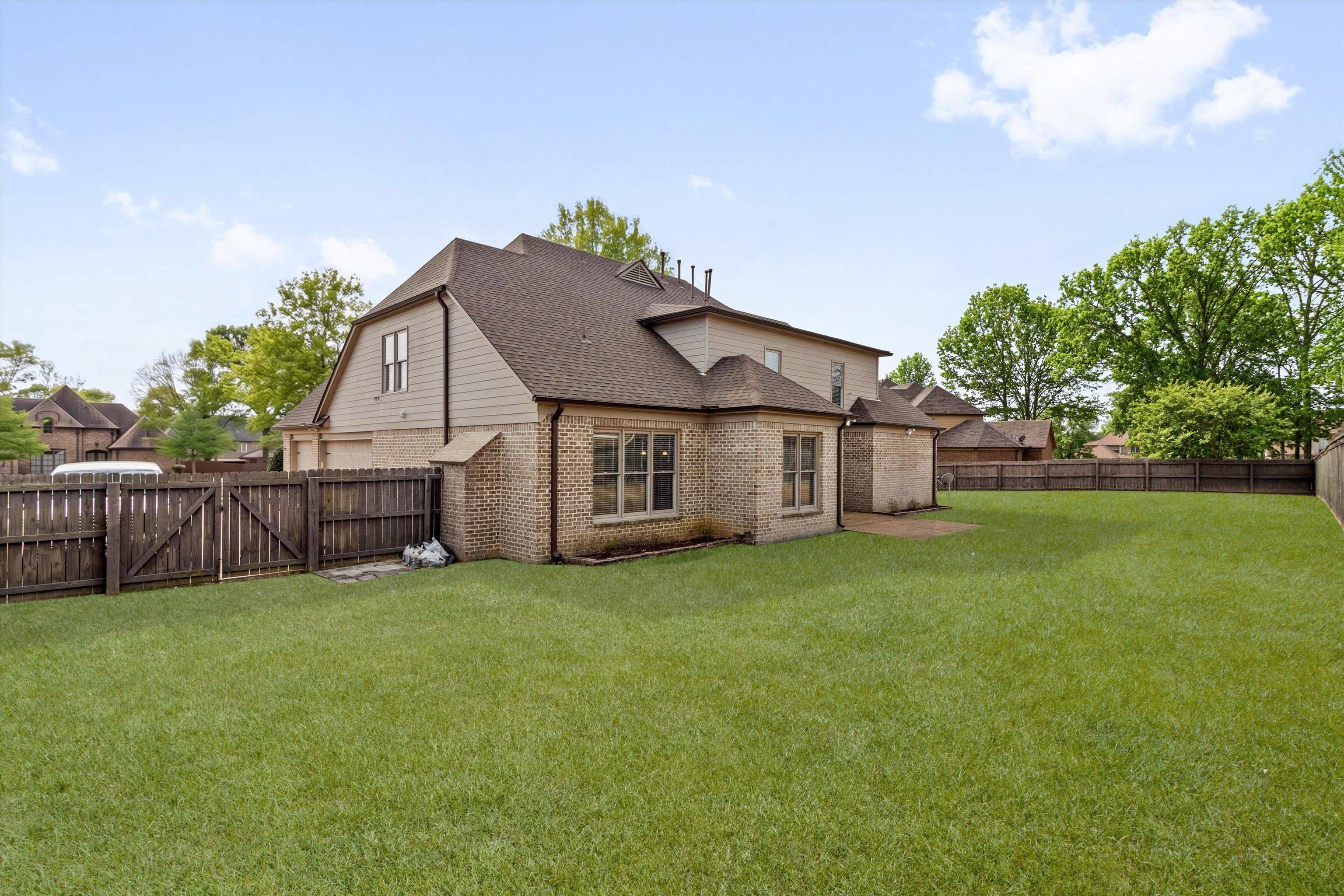 580 Winding Valley Cv Property Photo 3