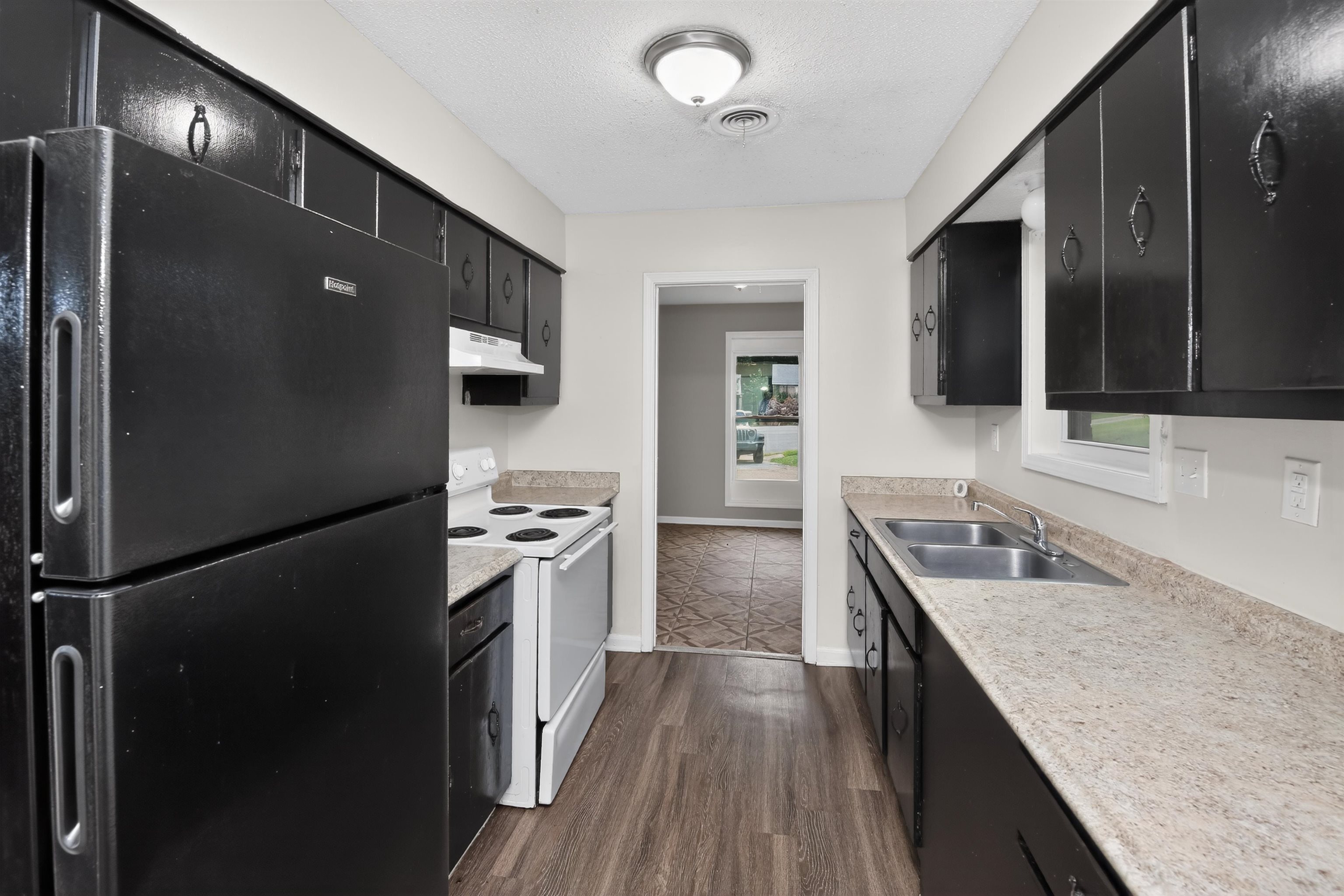 4998 Penwood Cv Property Photo 10
