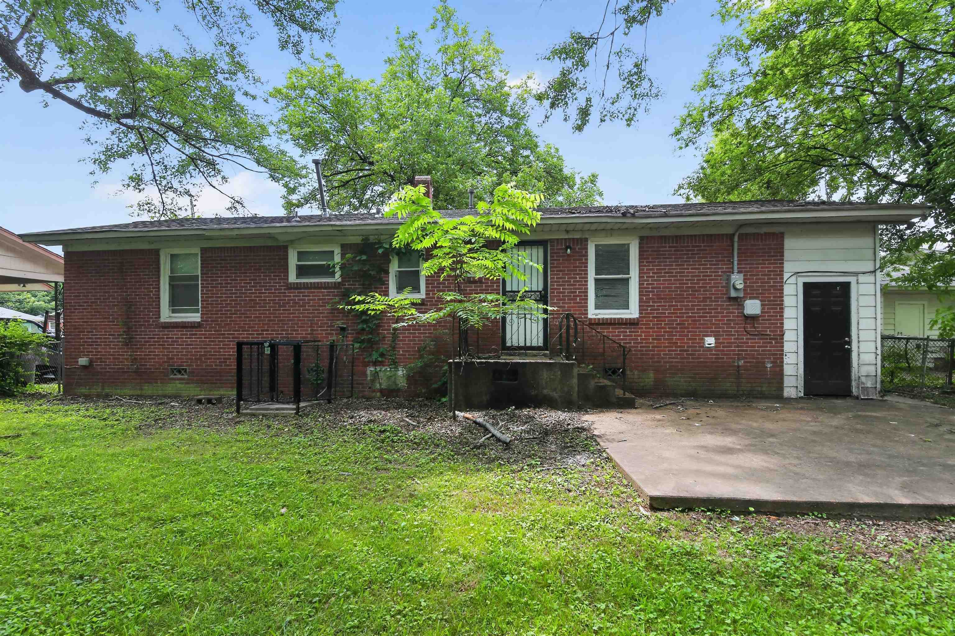 3812 Alma Dr Property Photo 4