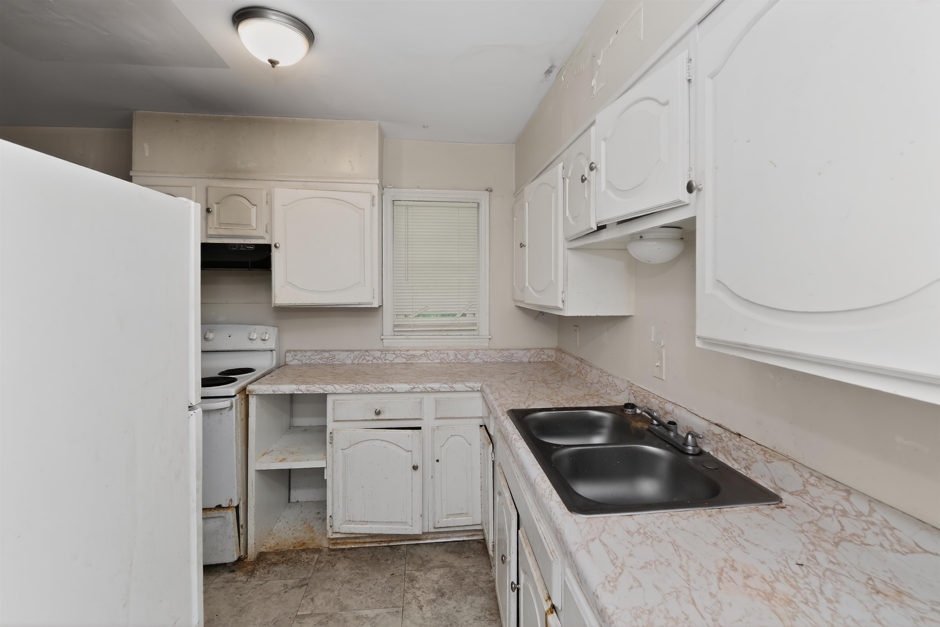 3812 Alma Dr Property Photo 9