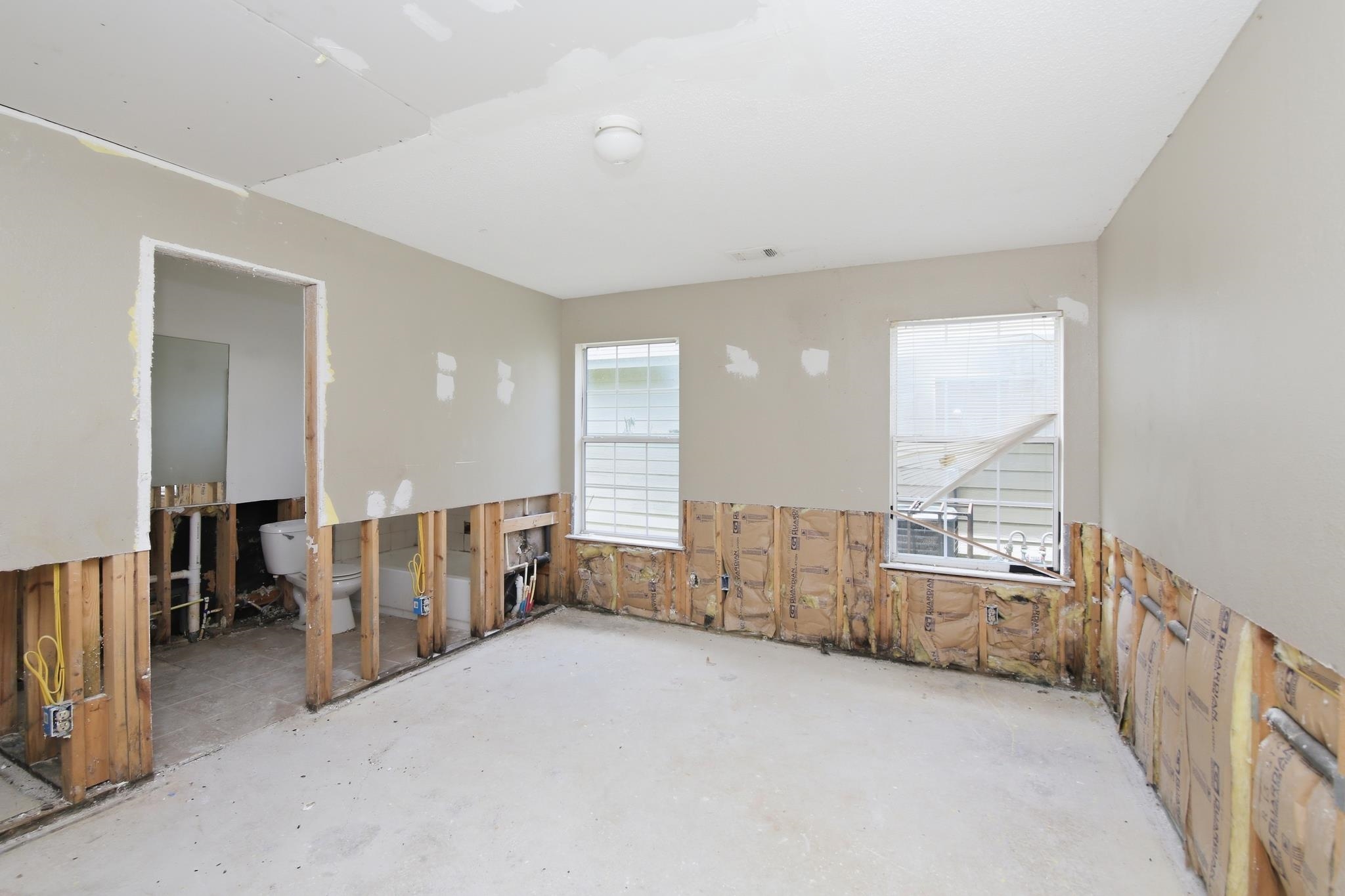 4651 Royal View Dr Property Photo 12