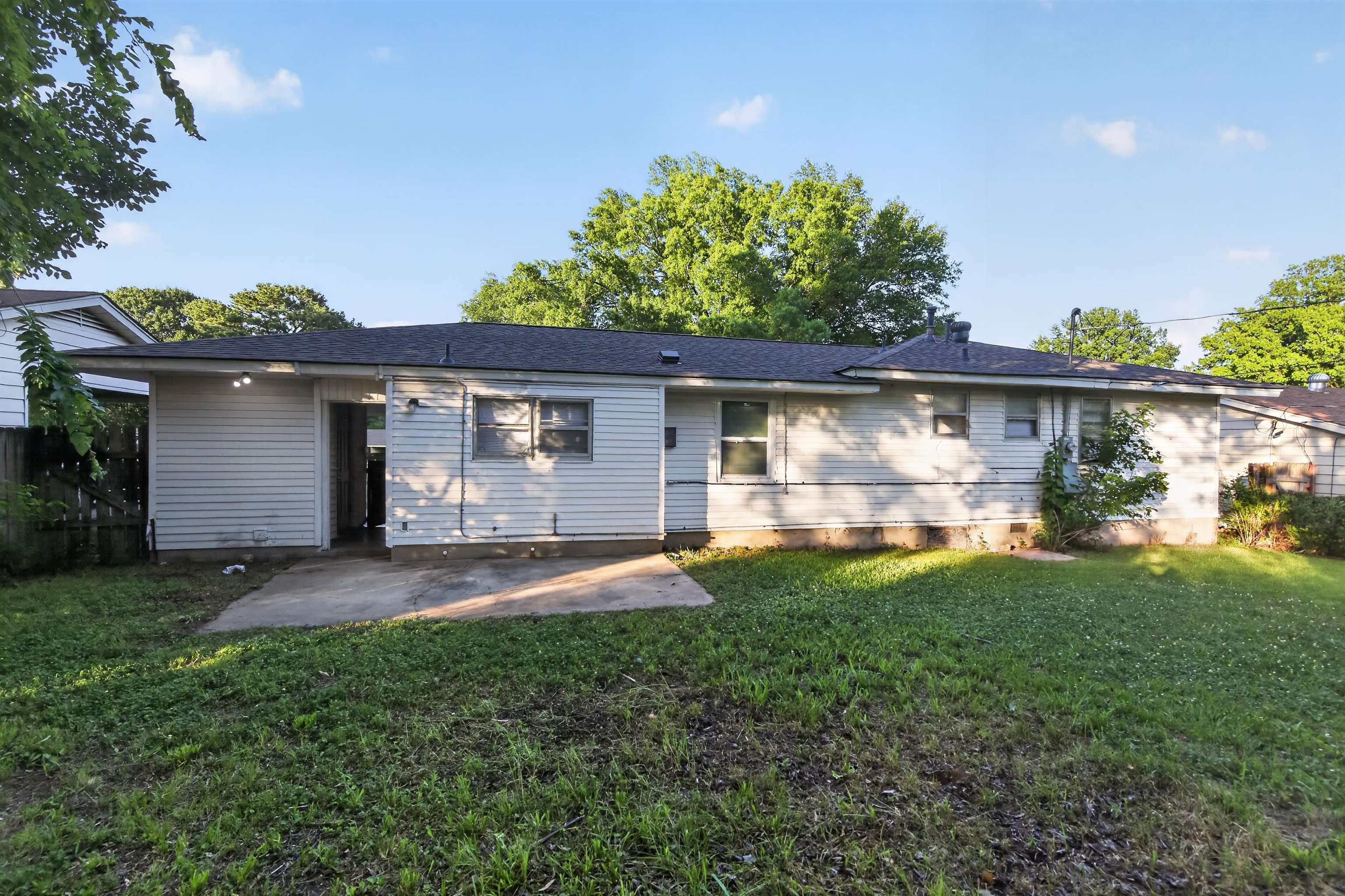 3081 Boxdale St Property Photo 18