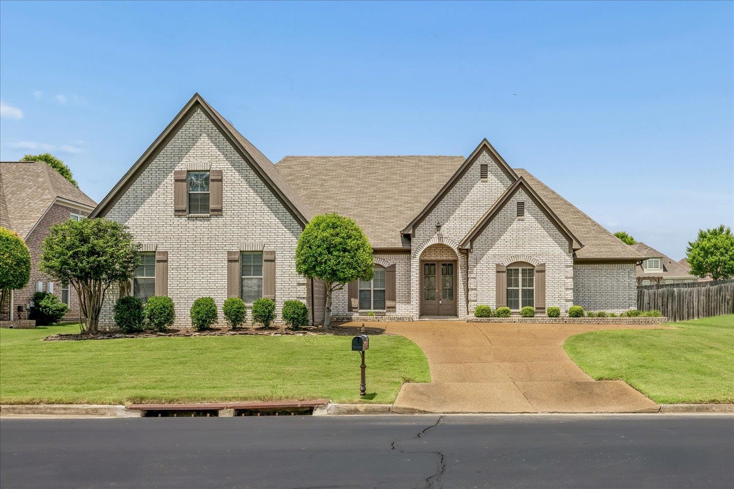 9328 OWL HILL DR Property Photo 1