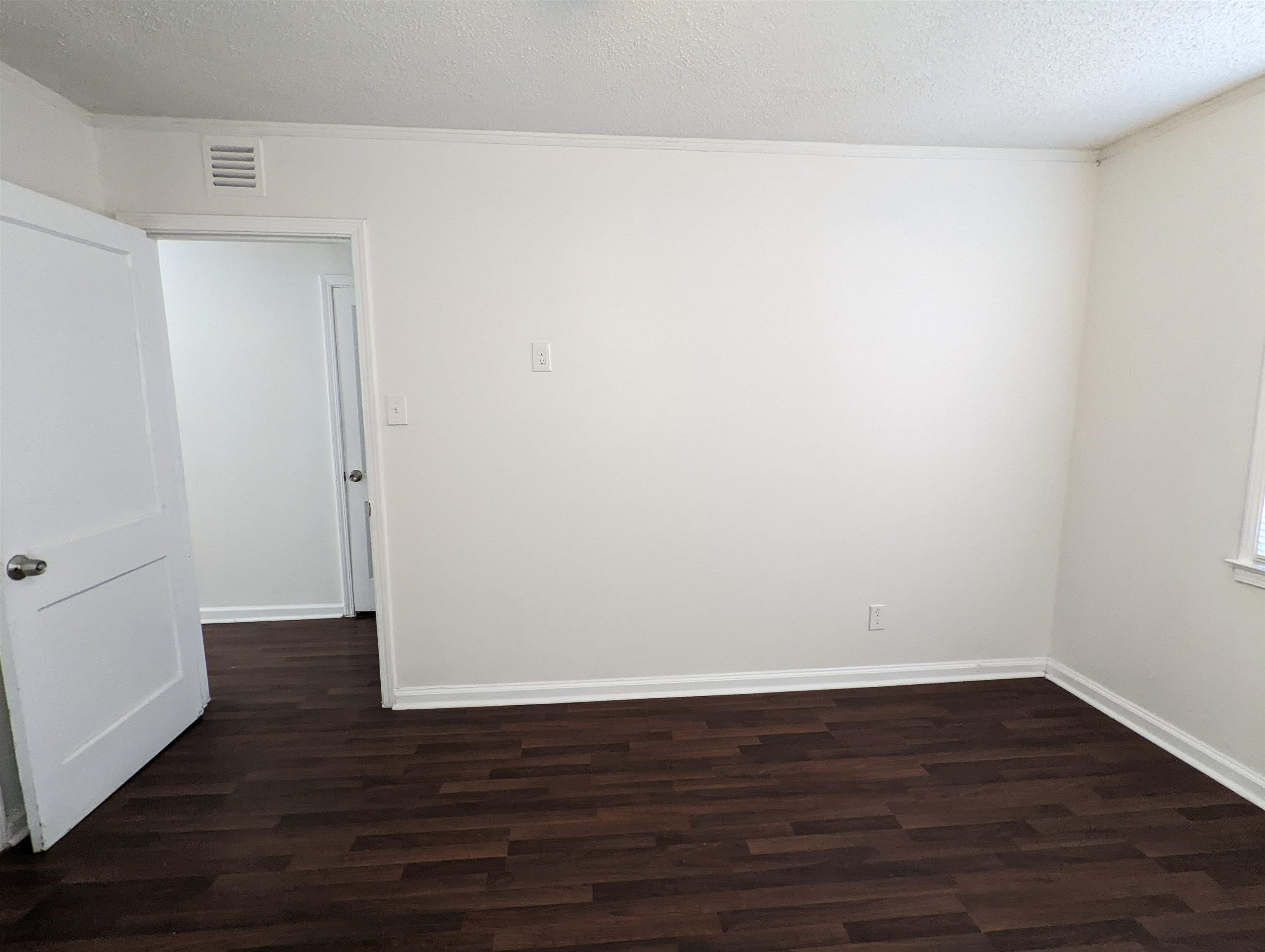 3151 Kingston St Property Photo 8