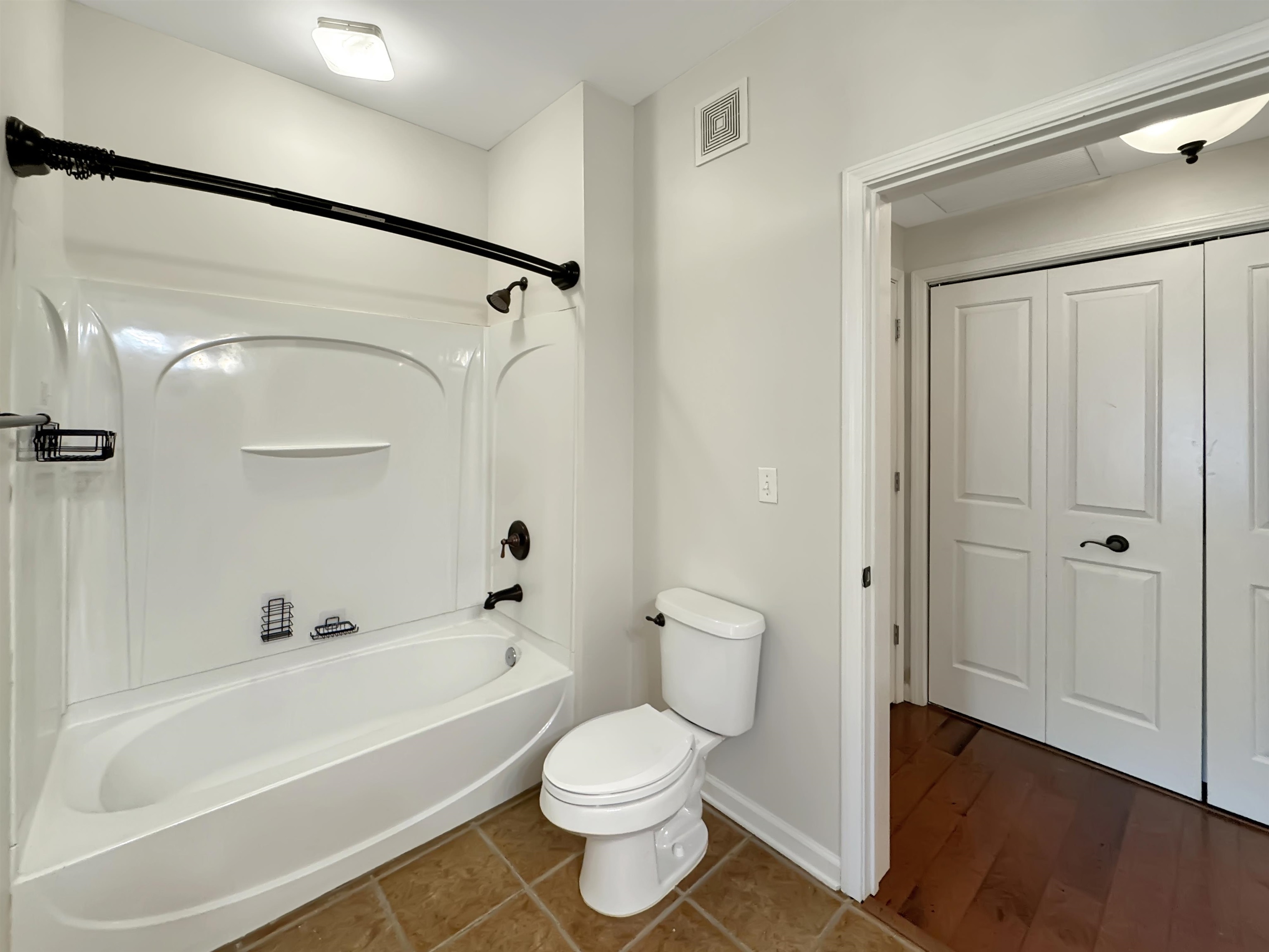 665 Tennessee St 407 Property Photo 16