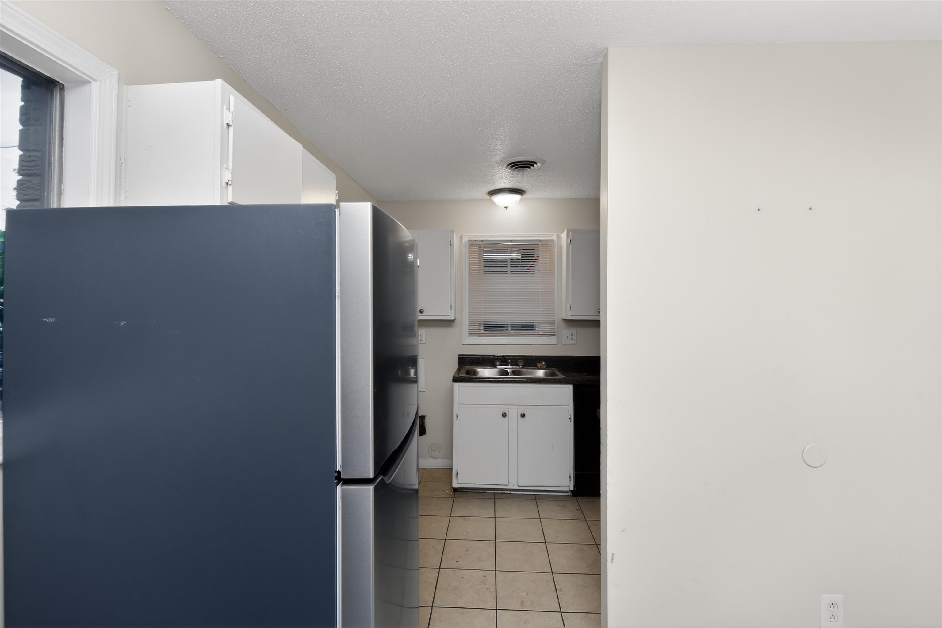 2911 Claudette Rd Property Photo 14