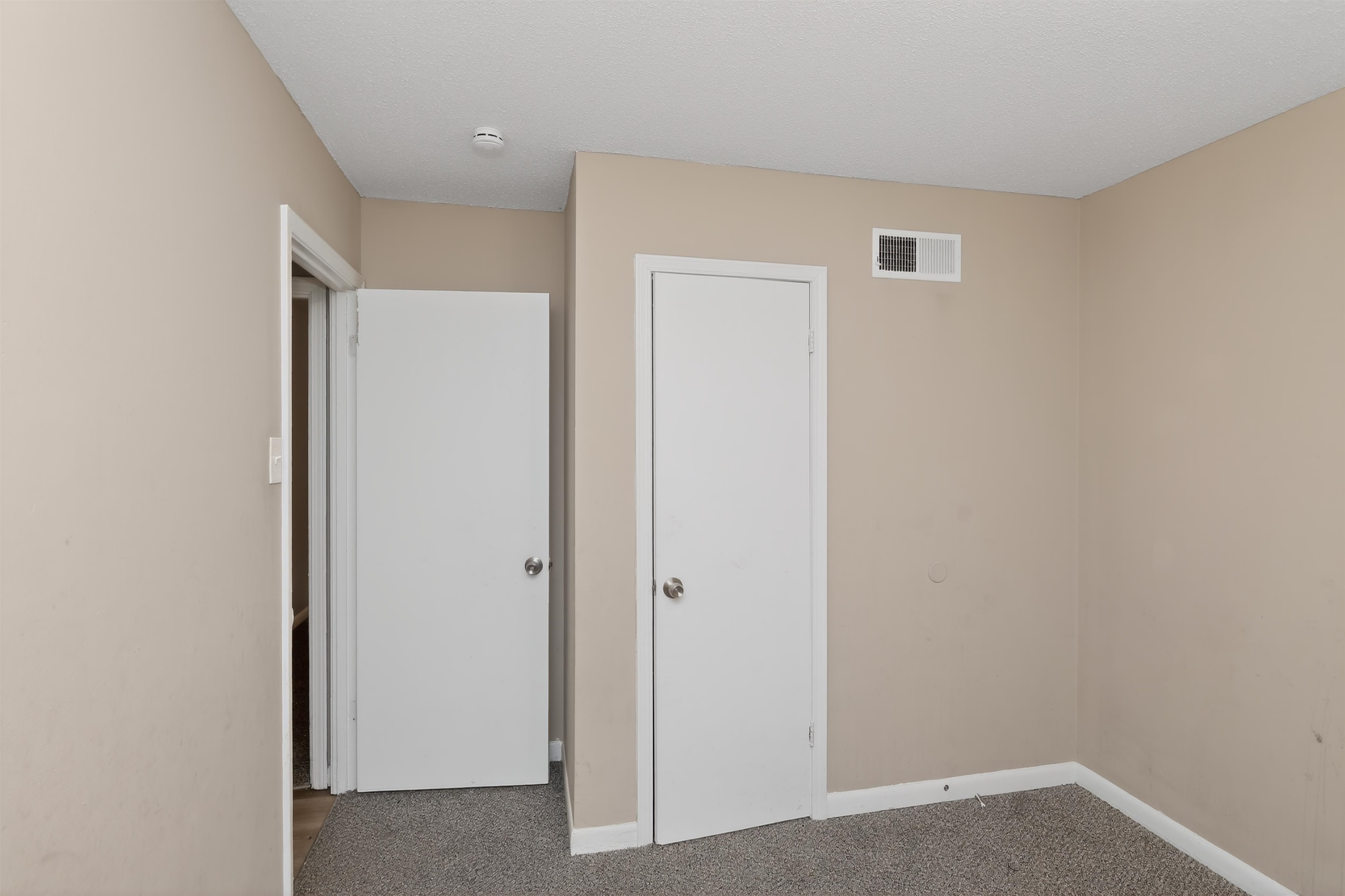 2911 Claudette Rd Property Photo 18