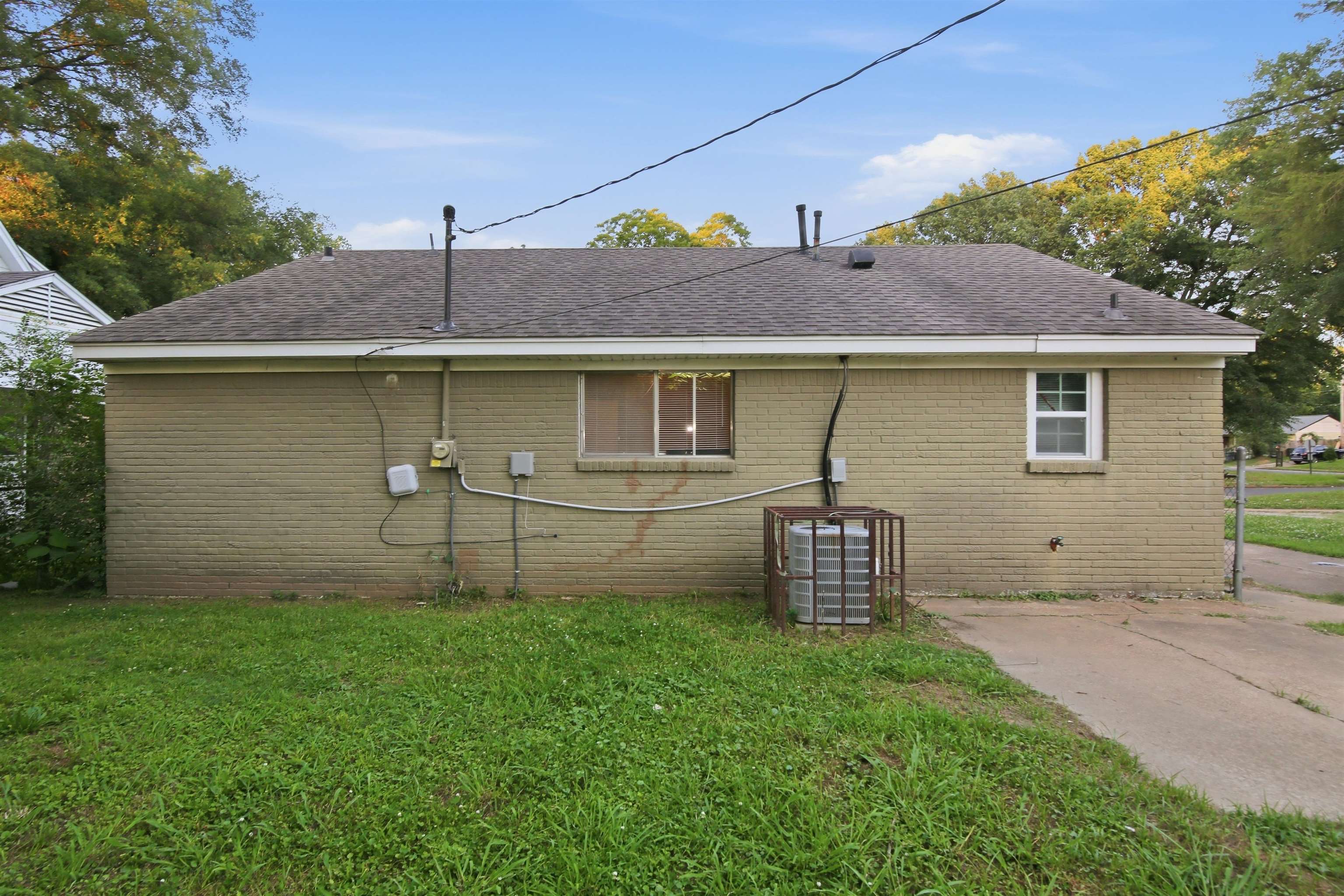 2911 Claudette Rd Property Photo 33