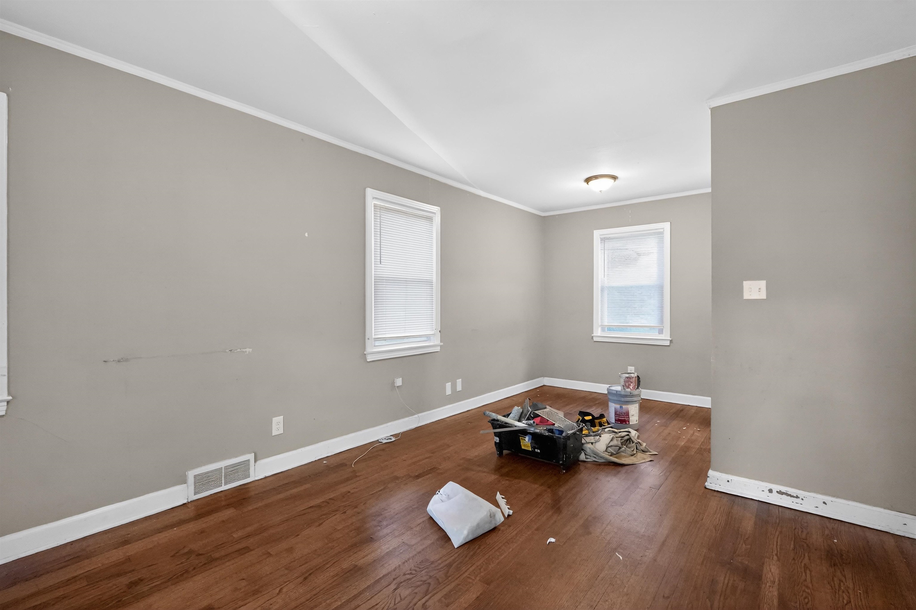 3117 St Charles Dr Property Photo 7