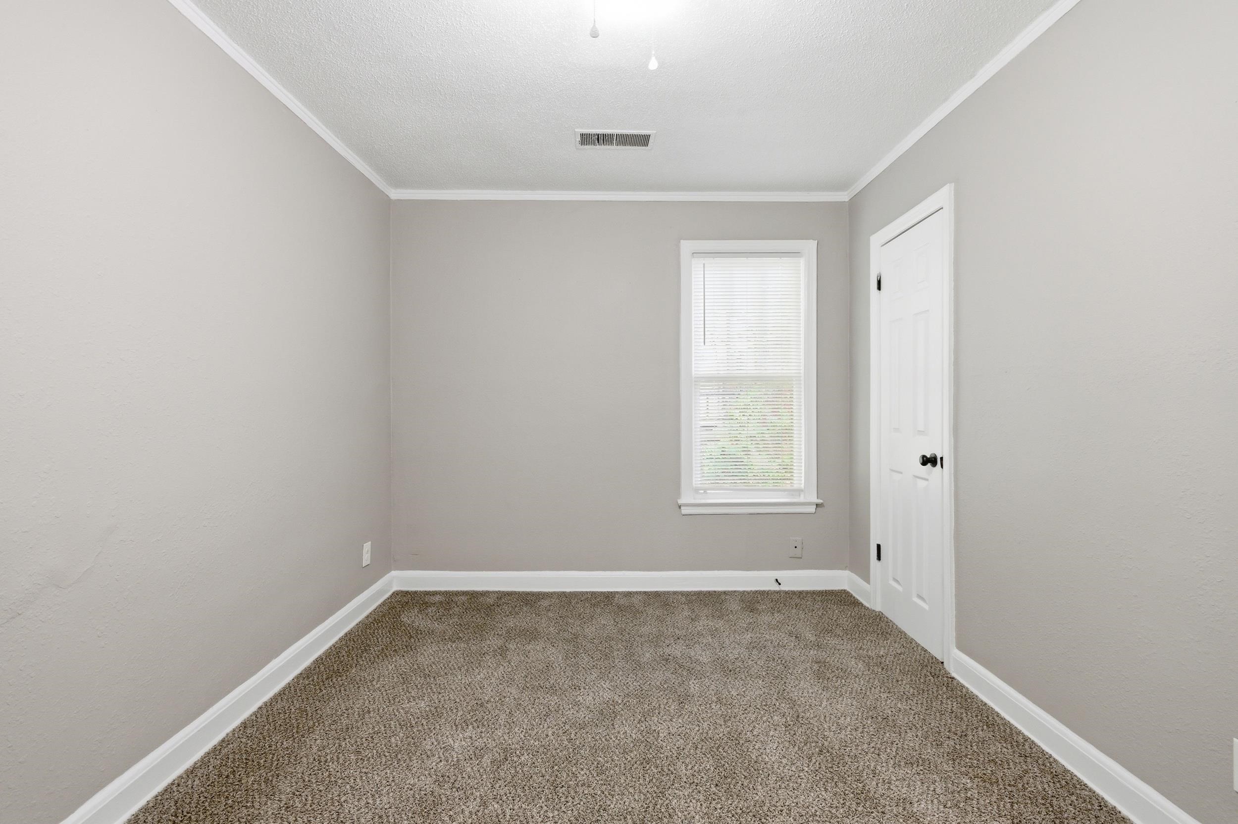 3588 Bowen Ave Property Photo 7