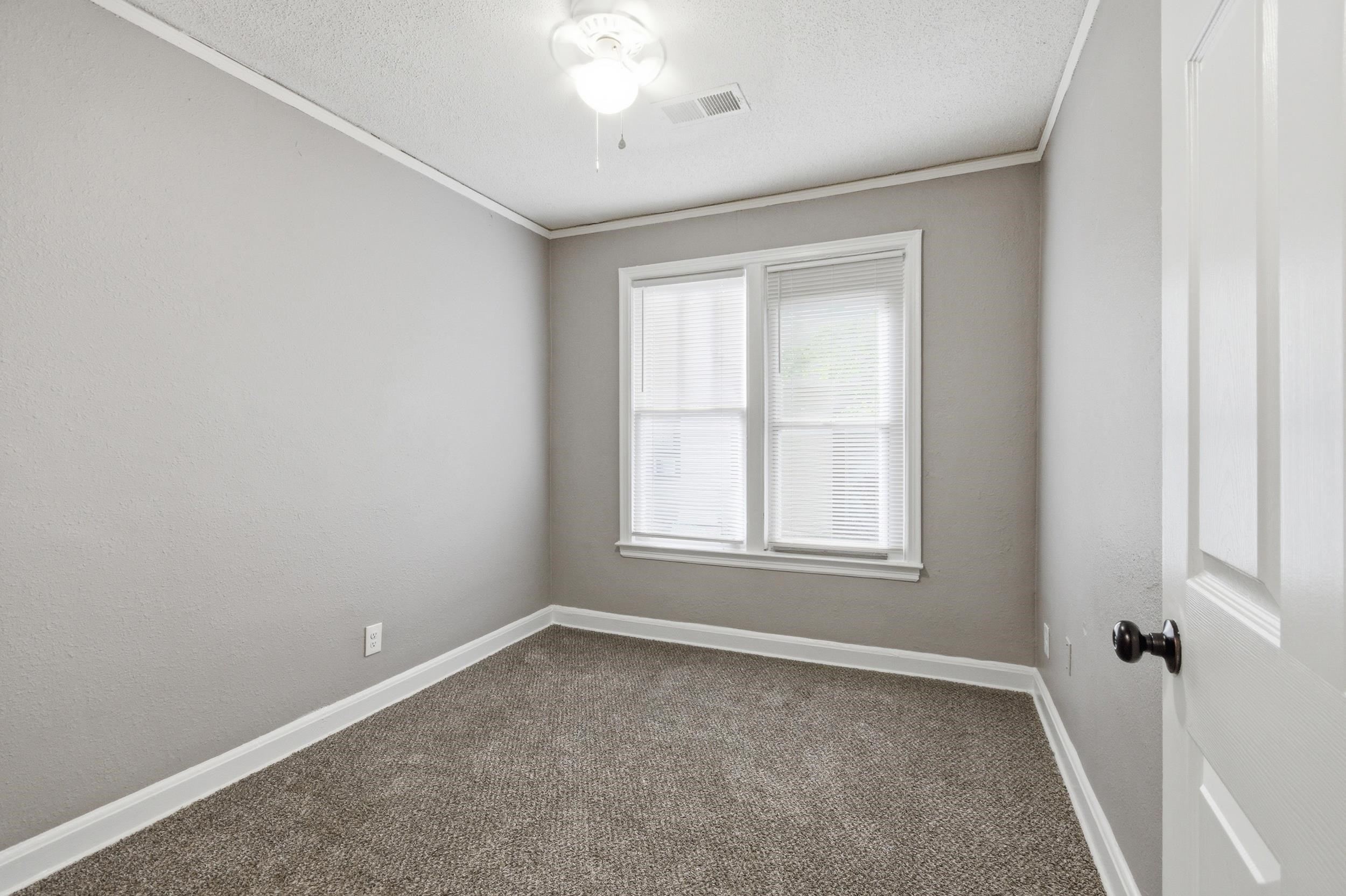 3588 Bowen Ave Property Photo 24