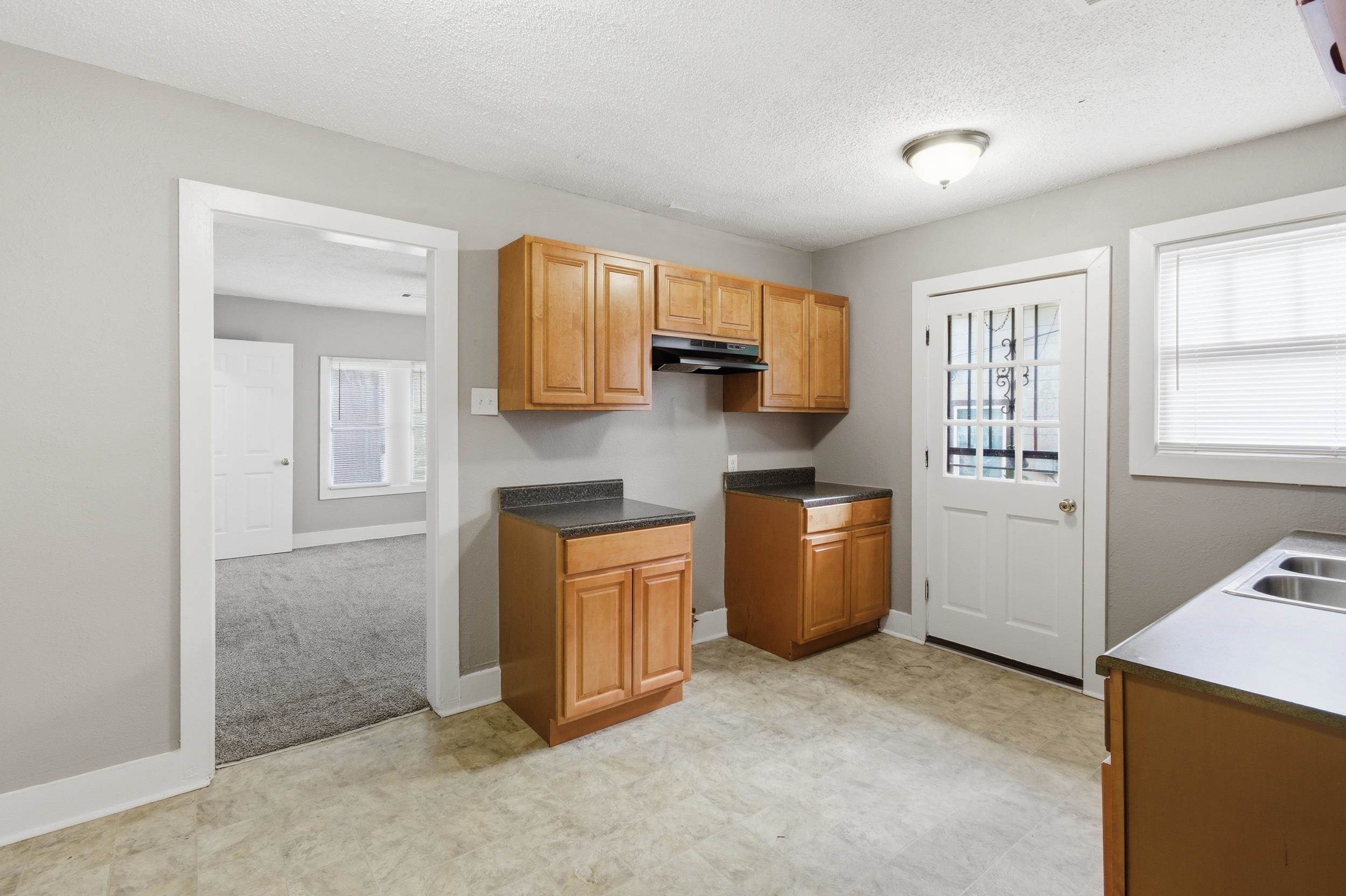 3588 Bowen Ave Property Photo 31