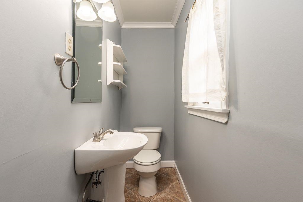 481 Vaughn Rd Property Photo 15