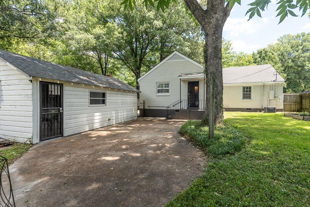 481 Vaughn Rd Property Photo 22