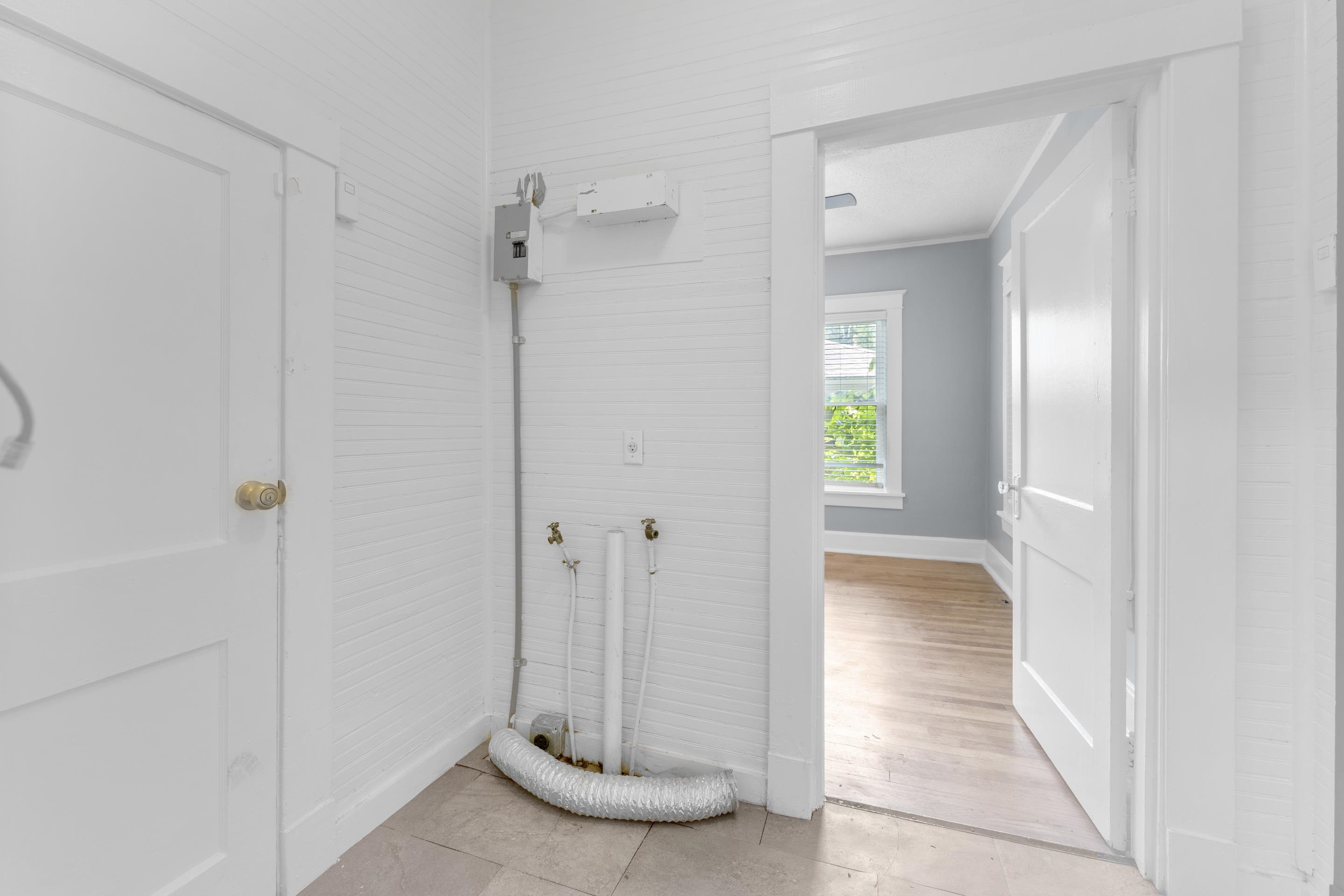 1489 Faxon Ave Property Photo 14