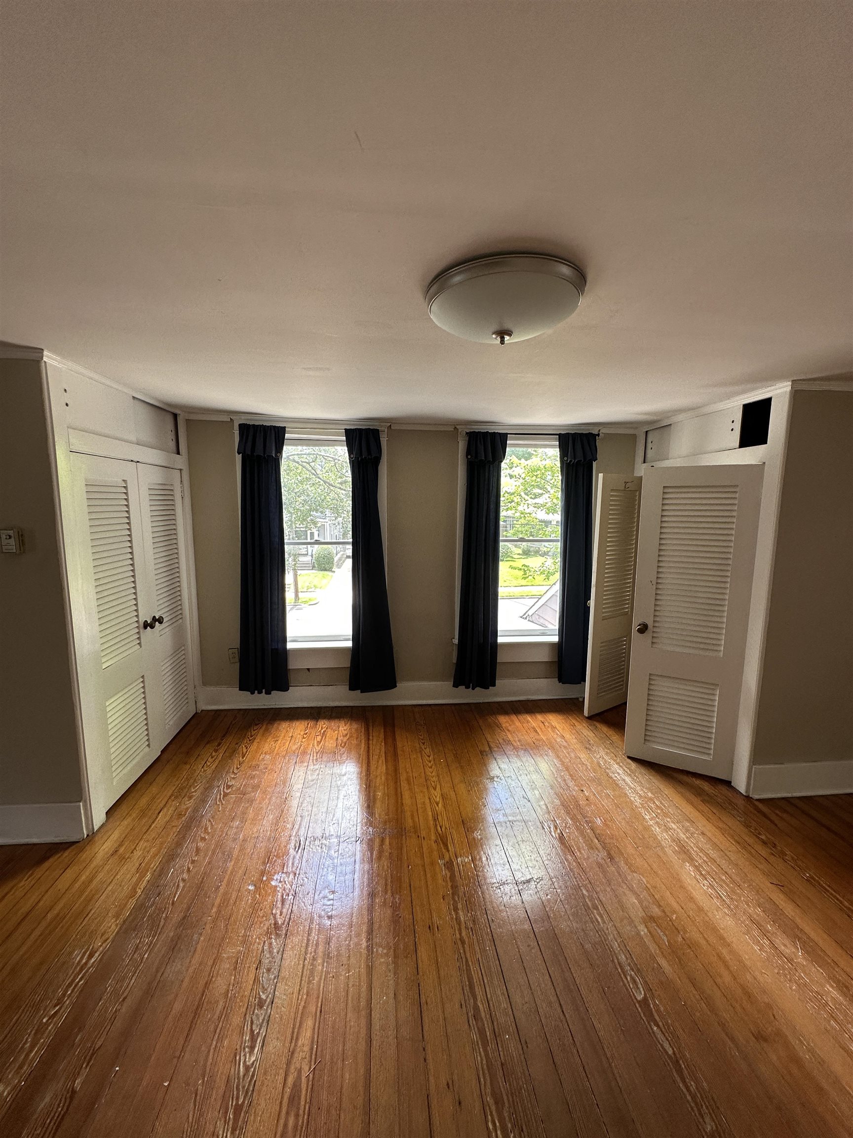 1884 Vinton Ave Property Photo 6