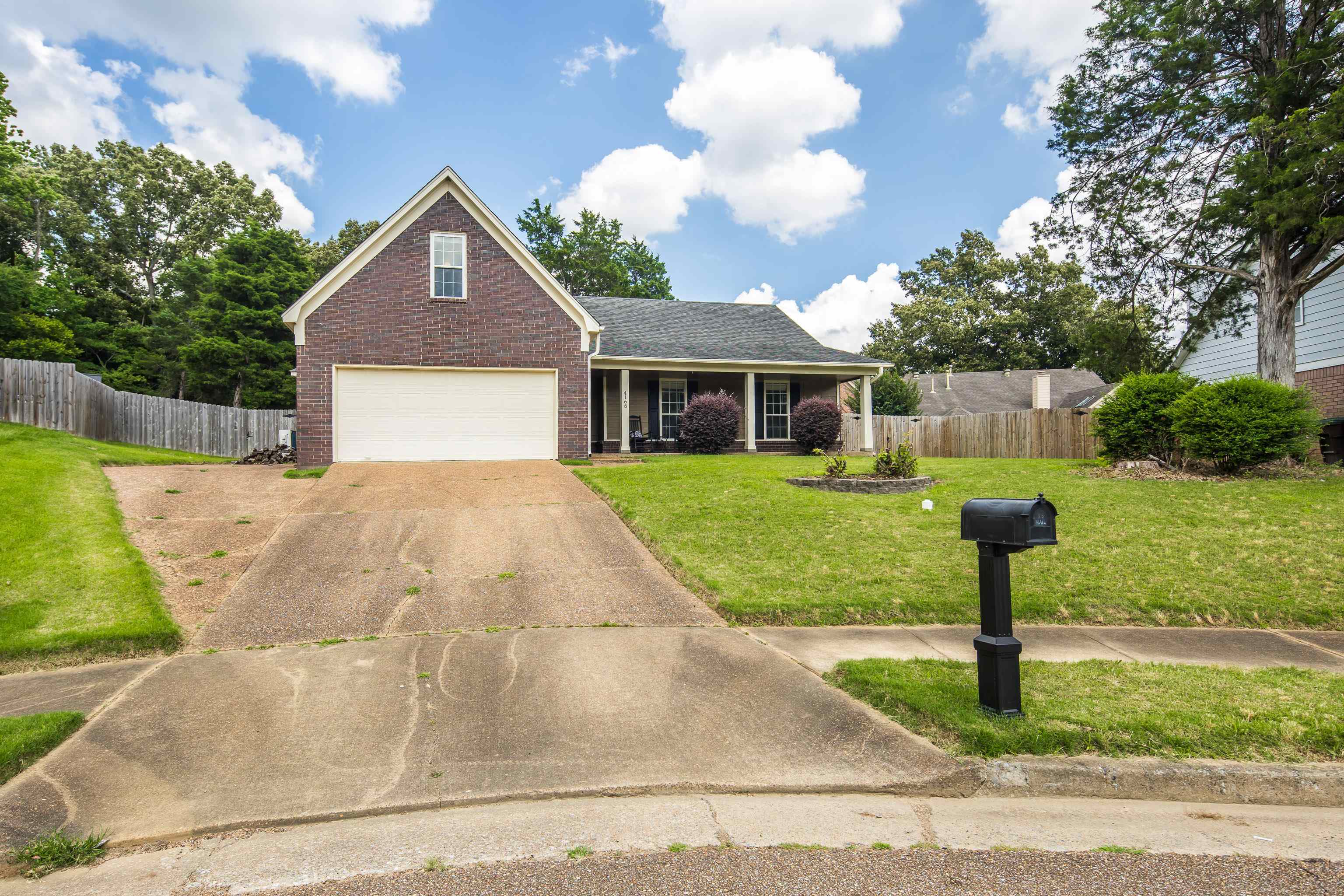 4166 Meadow Field Ln Property Photo 3