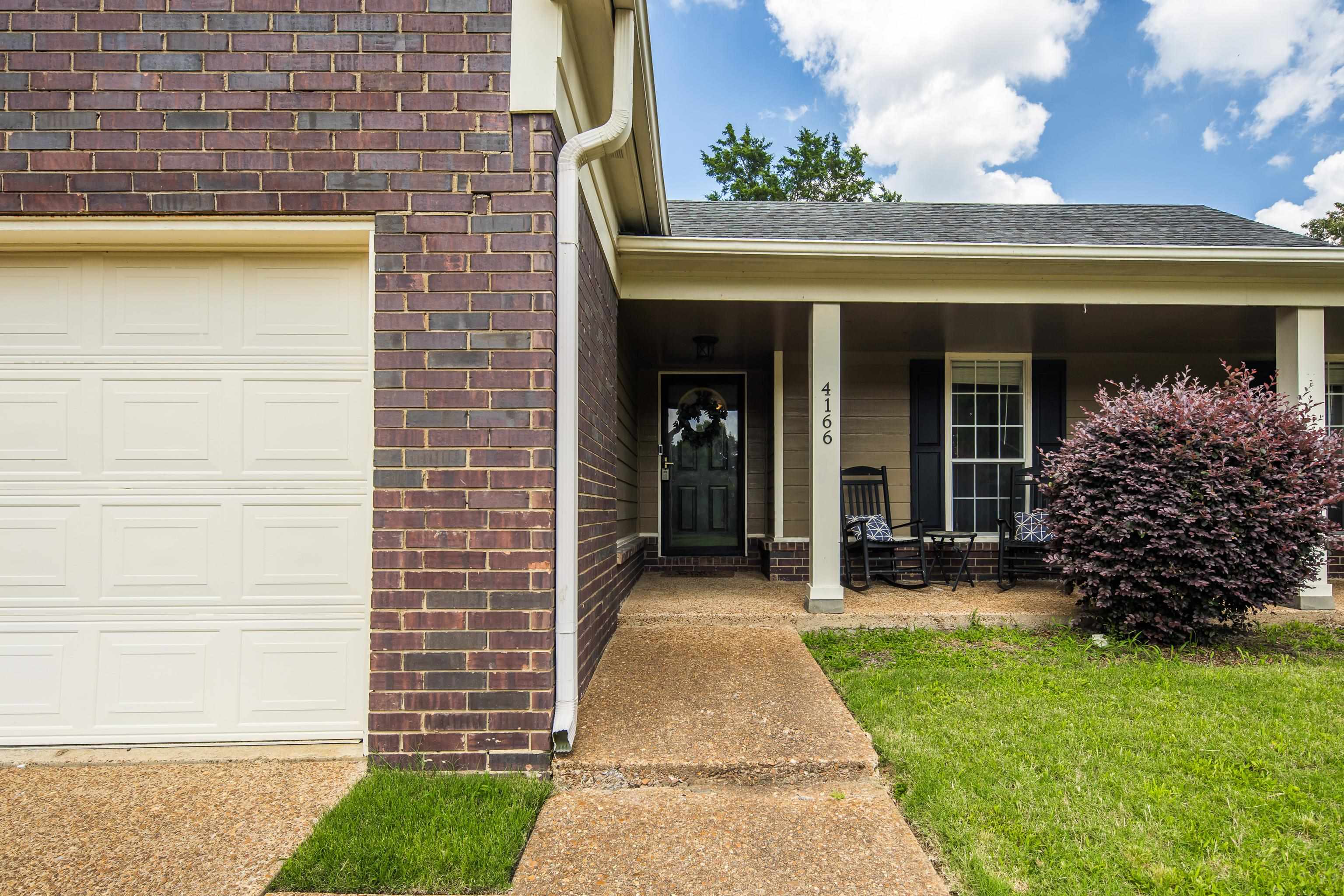4166 Meadow Field Ln Property Photo 5