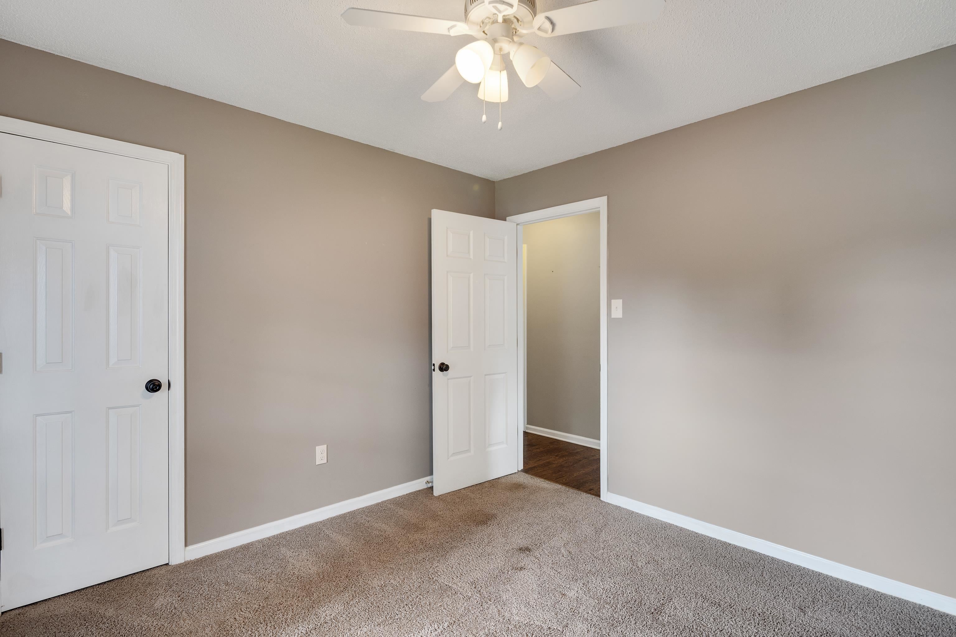 4166 Meadow Field Ln Property Photo 25