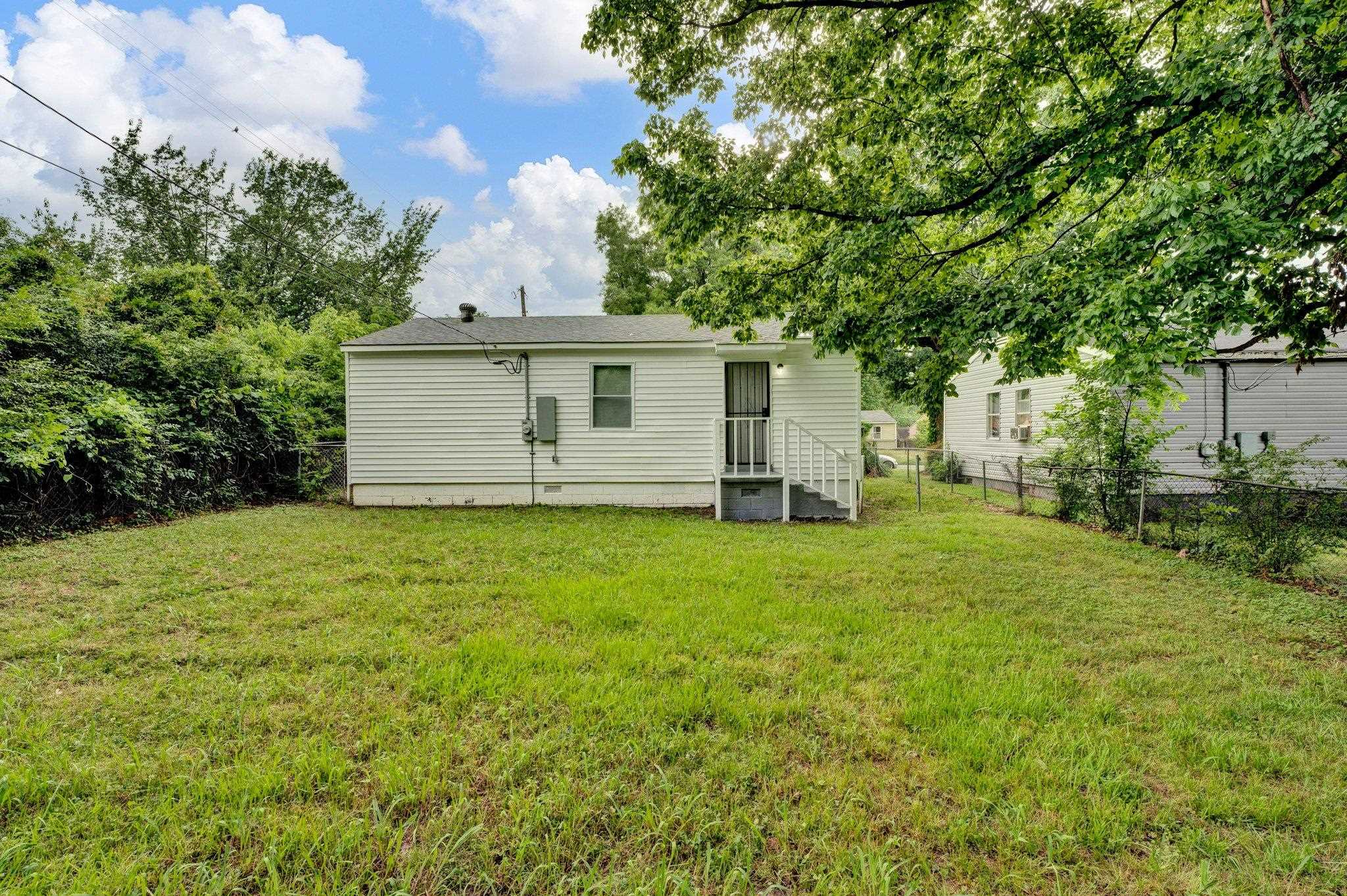 4412 Ryan St Property Photo 6