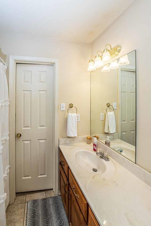 137 Beverly Dr Property Photo 29