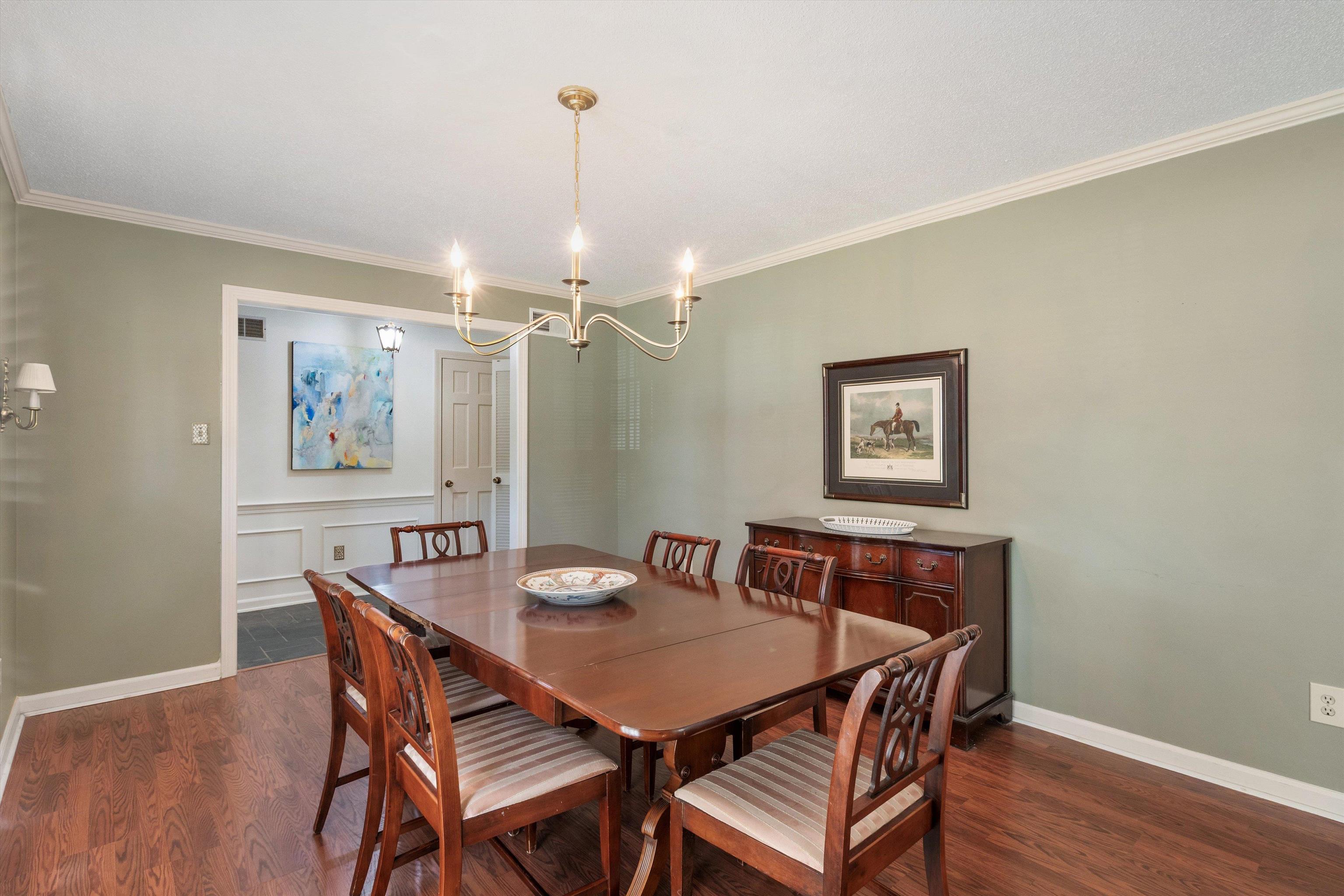 2524 Lynnfield Rd Property Photo 7