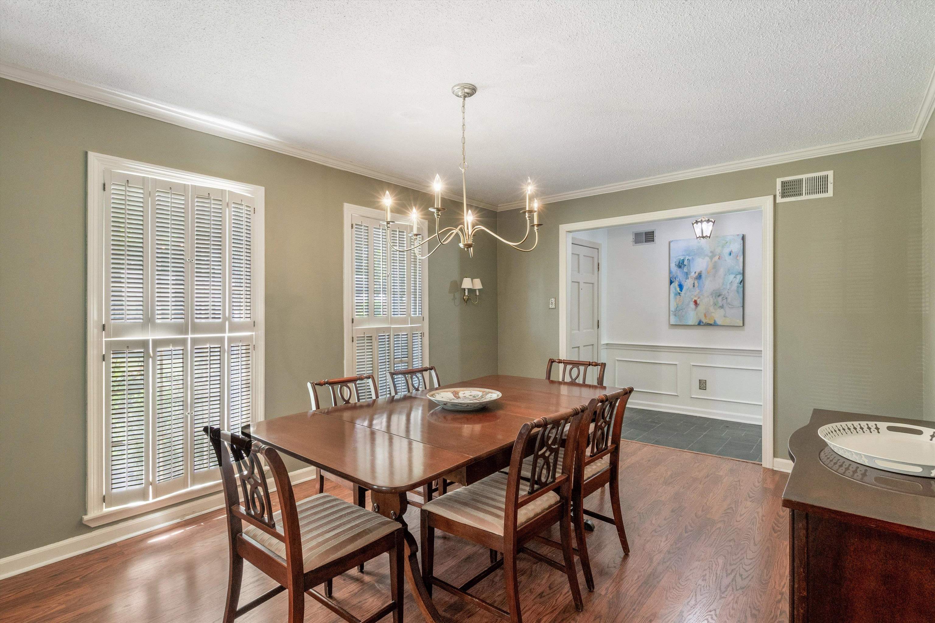 2524 Lynnfield Rd Property Photo 8