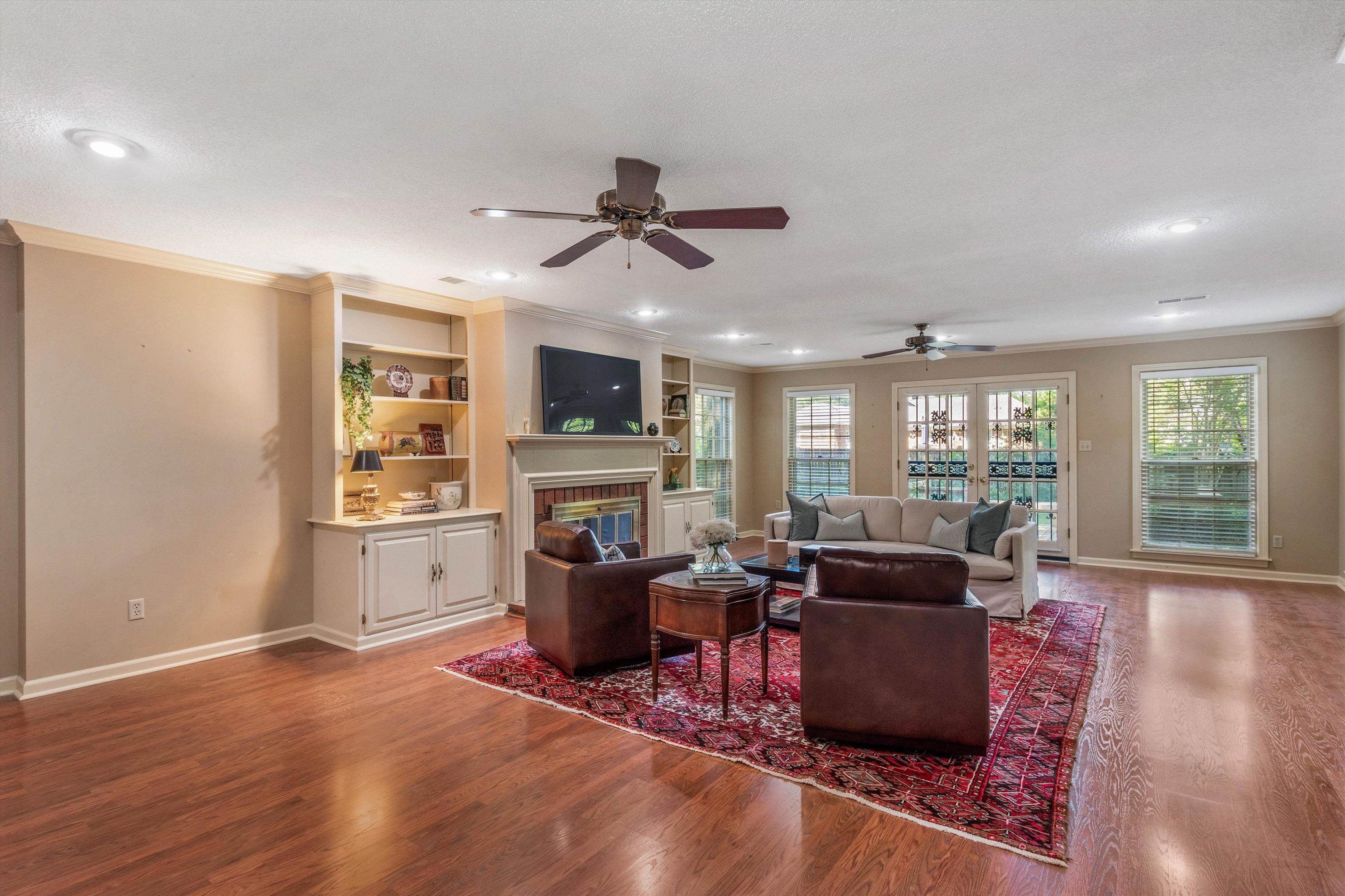 2524 Lynnfield Rd Property Photo 15