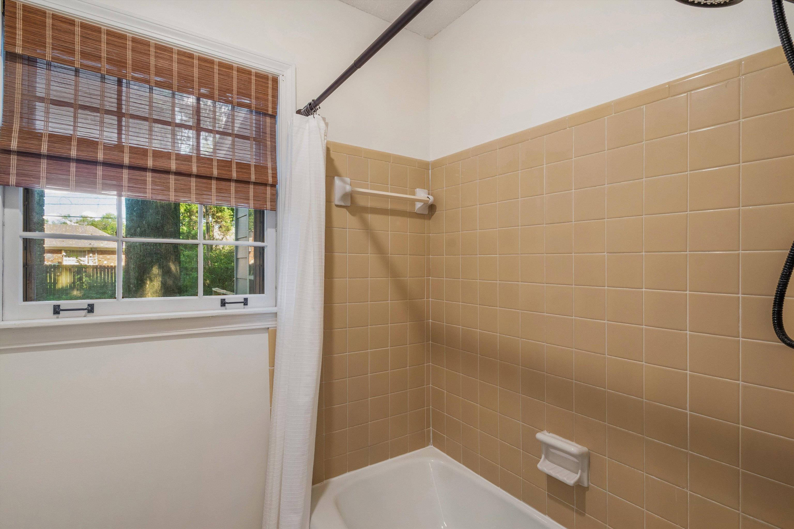 2524 Lynnfield Rd Property Photo 21