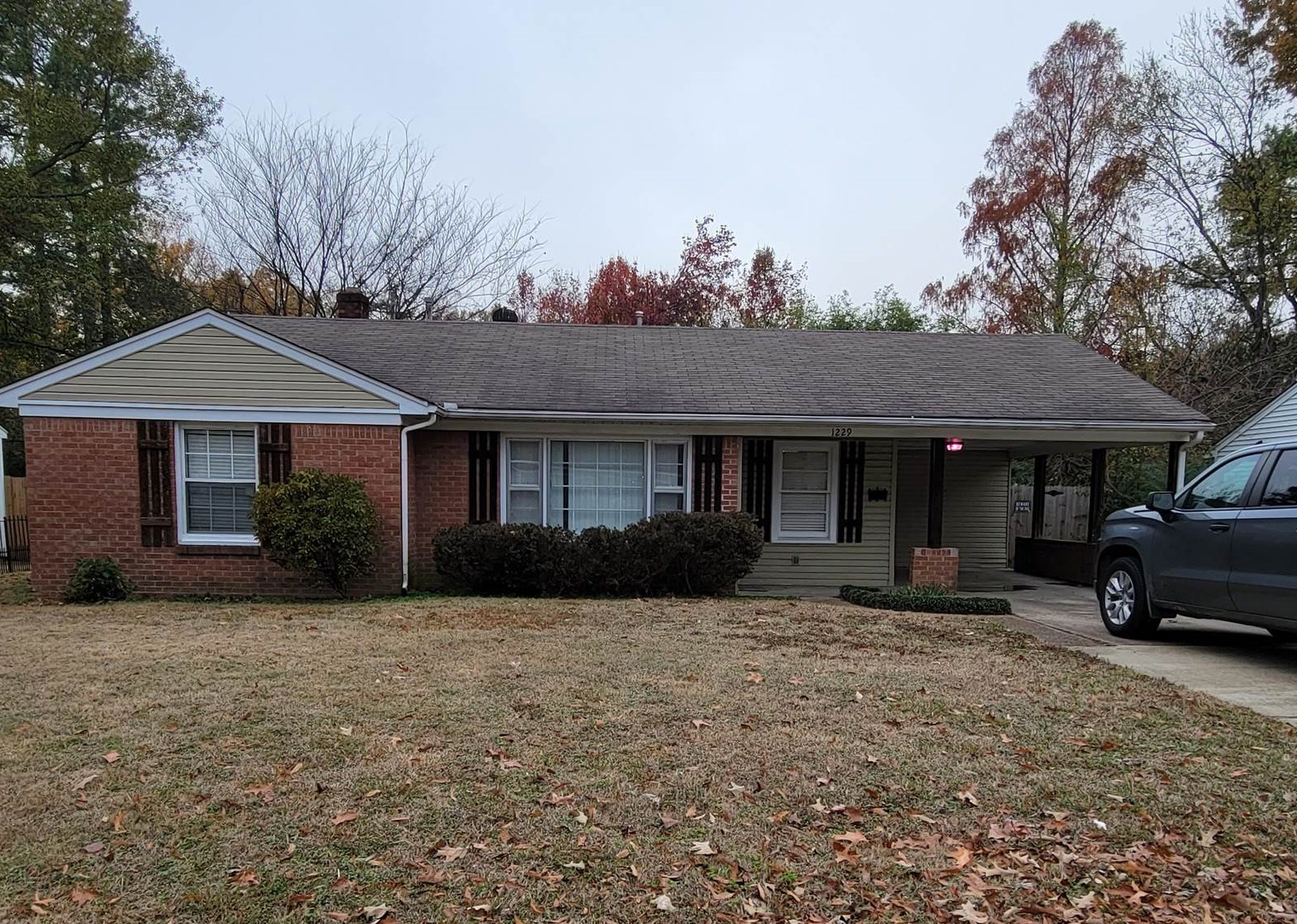 1229 S PERKINS RD Property Photo 1