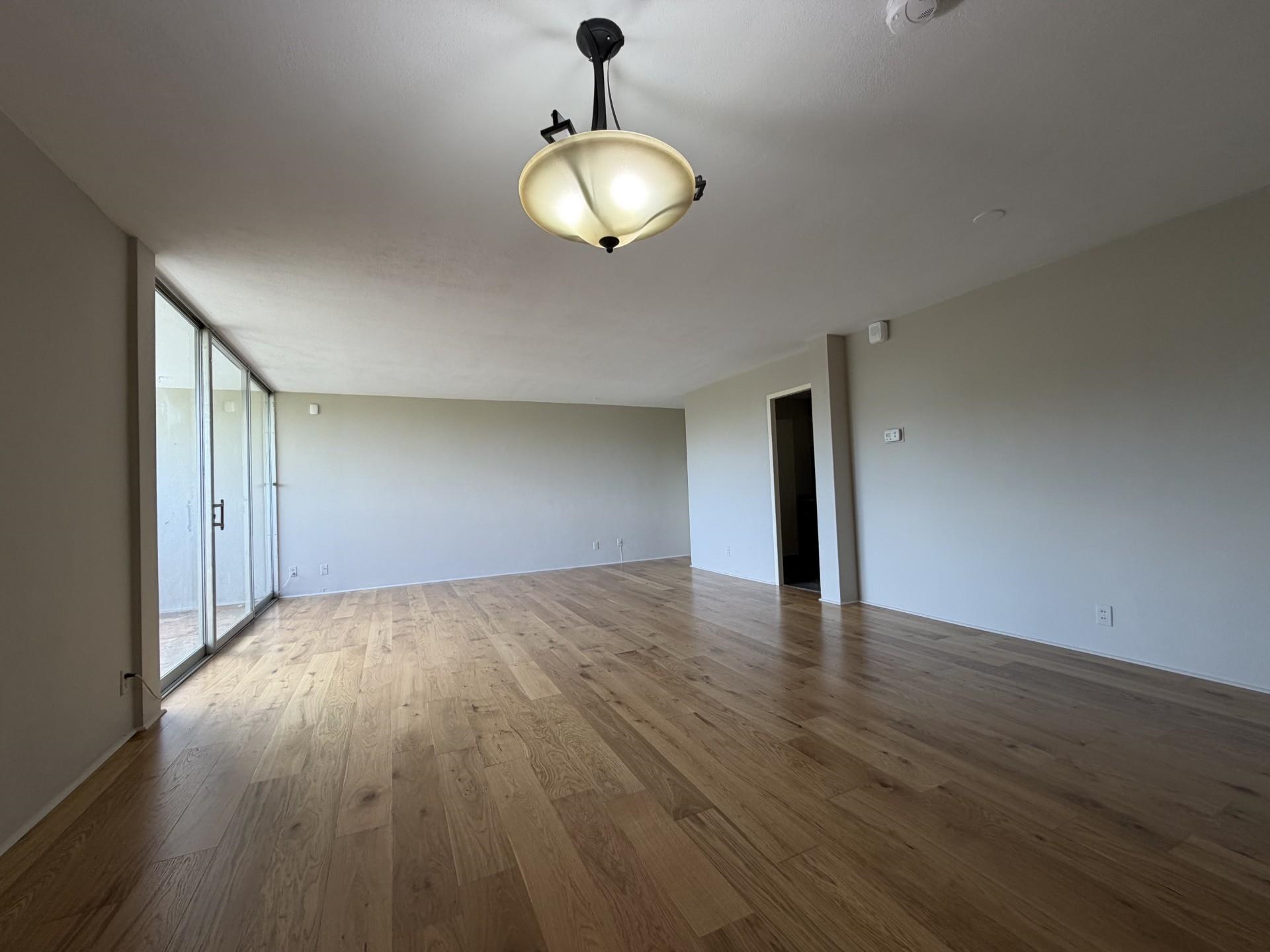 2277 Union Ave 611 Property Photo 8