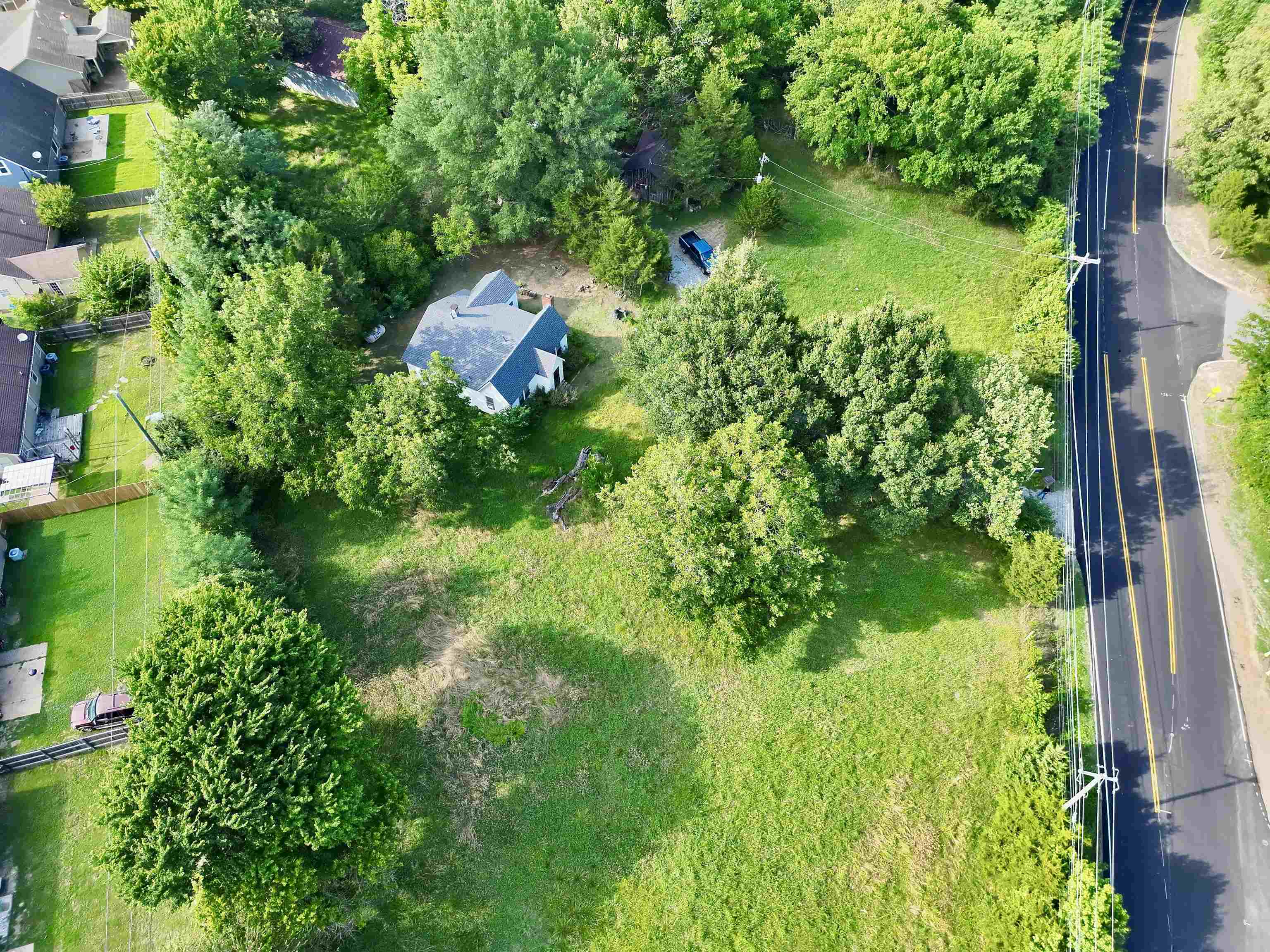 7094 Dexter Rd Property Photo 4