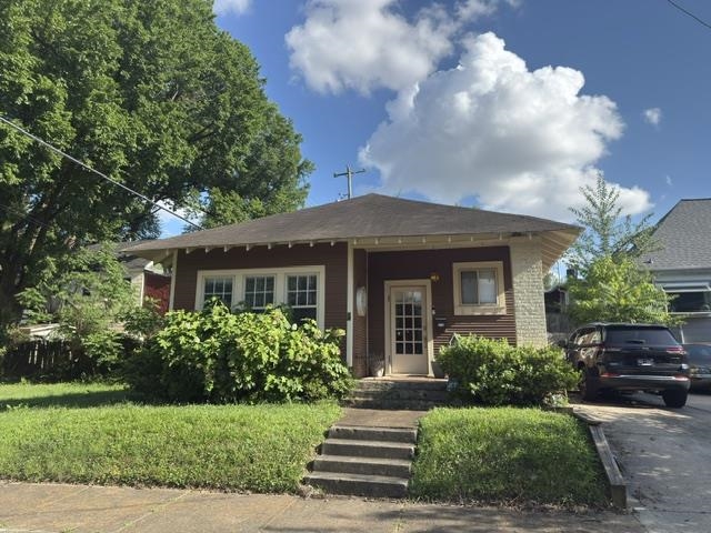 2209 Oliver Ave Property Photo 1