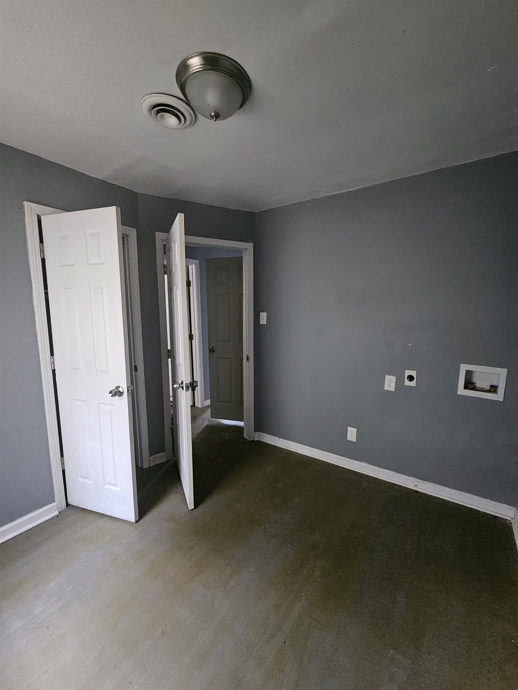 2059 Swift St Property Photo 10