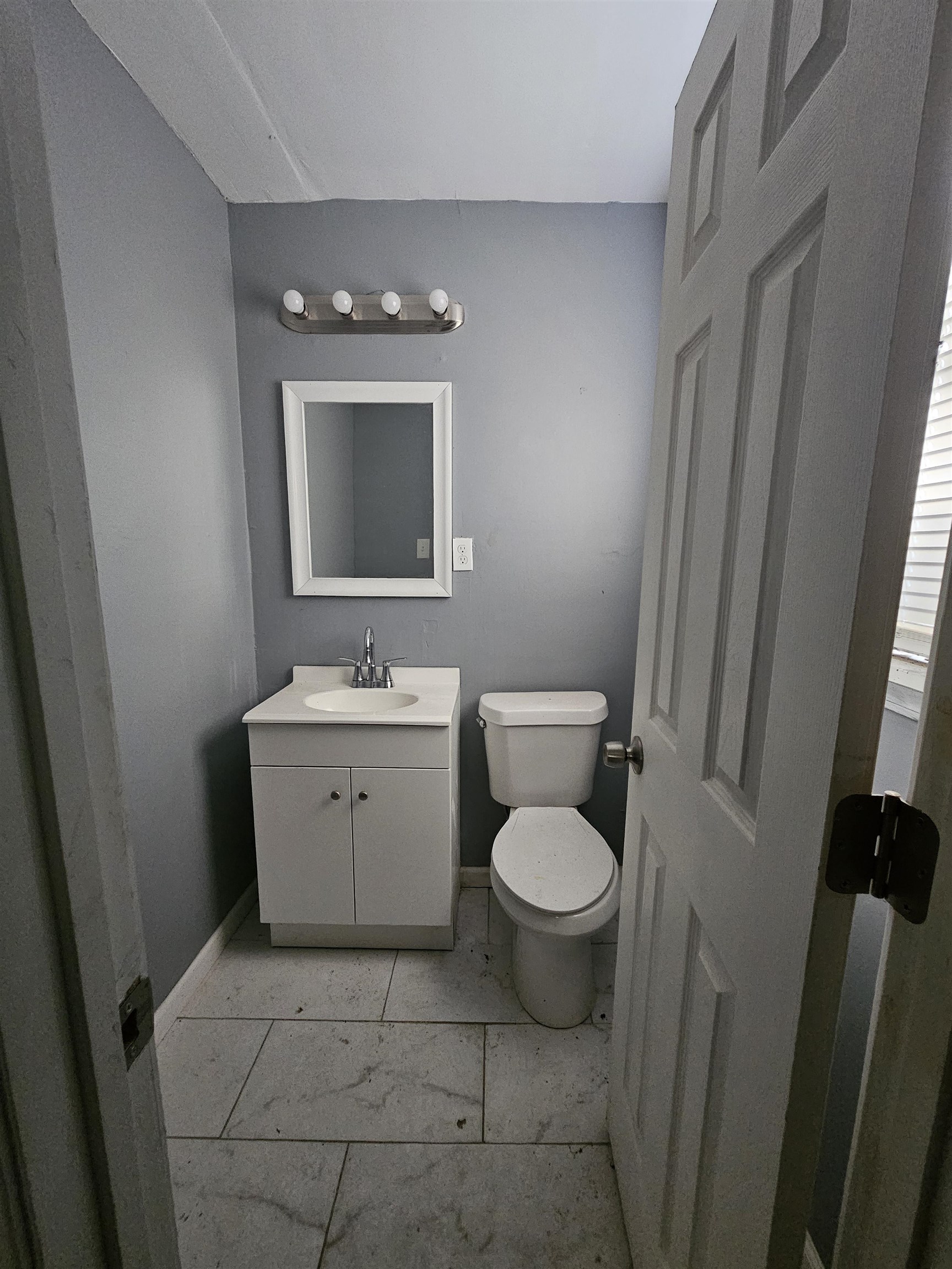 2059 Swift St Property Photo 11