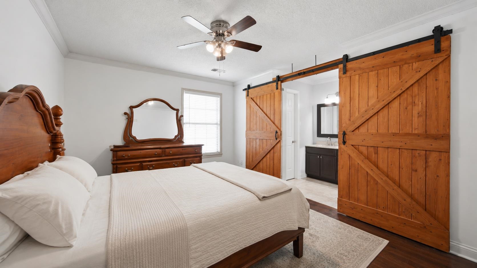 7303 Hillshire Dr Property Photo 15