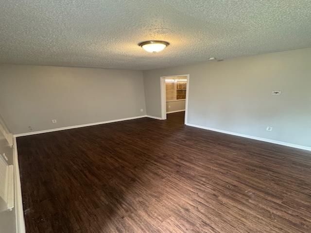 1198 Canary Ln Property Photo 4