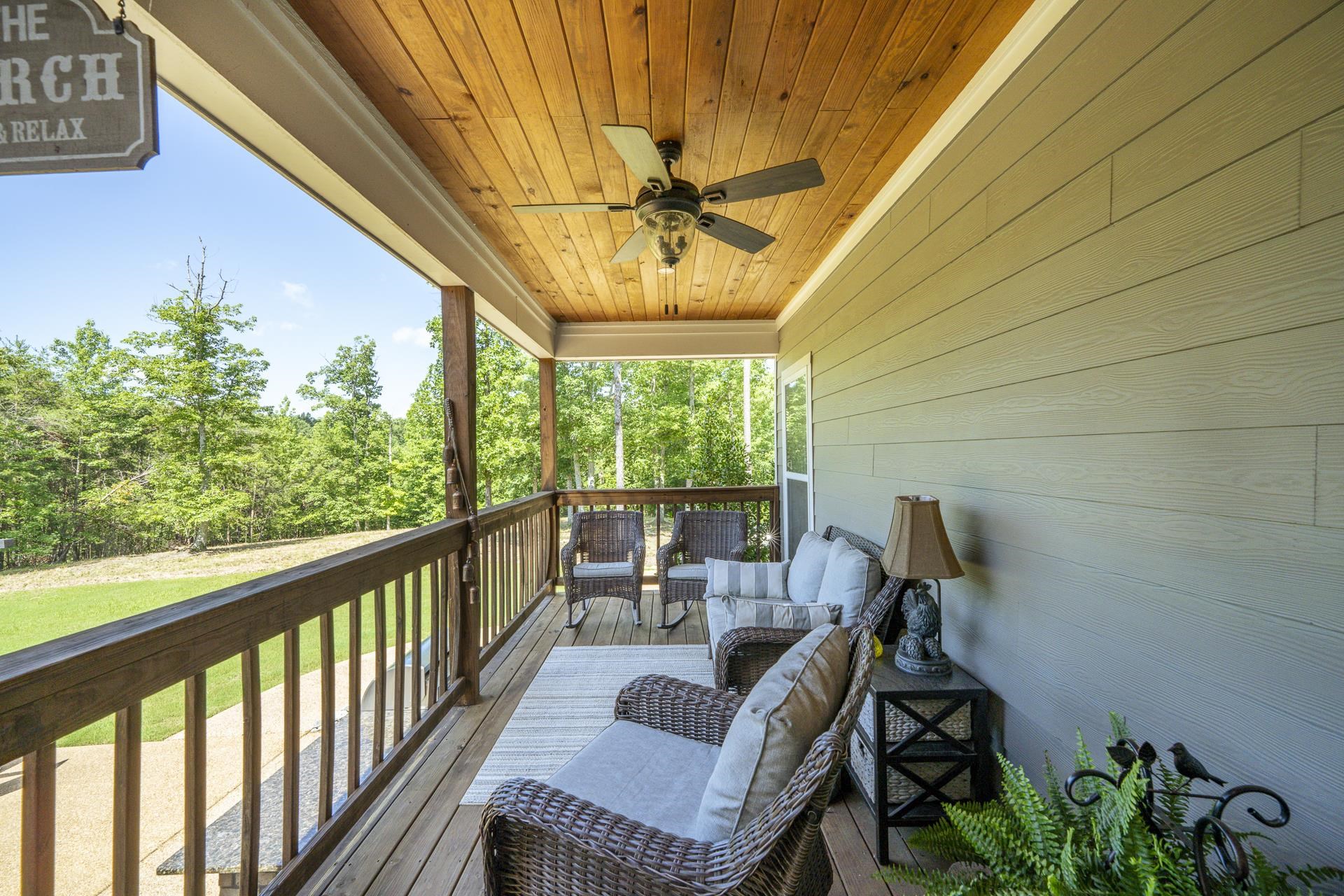 690 Blue Heron Pt Property Photo 38