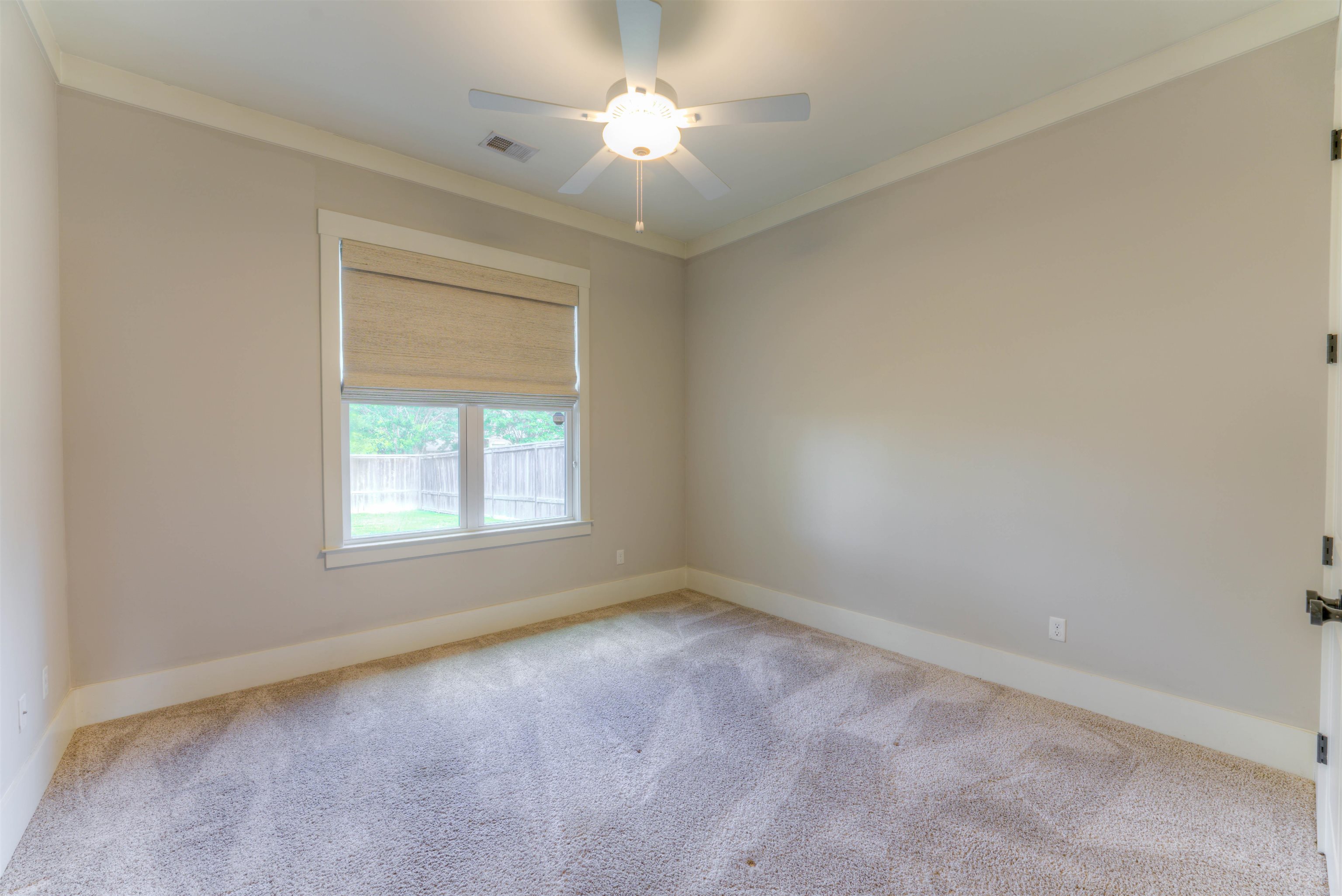 1283 Belfair Dr Property Photo 26