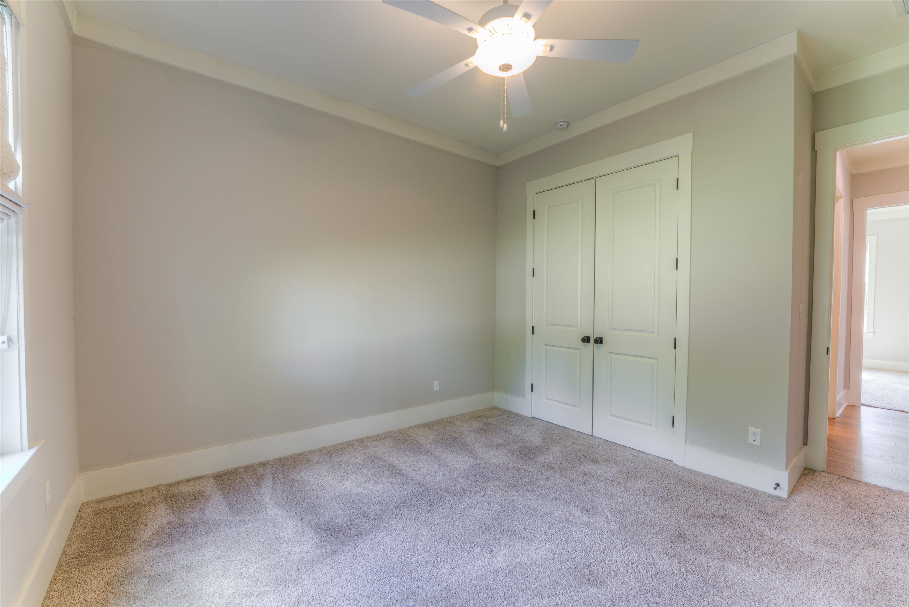 1283 Belfair Dr Property Photo 27