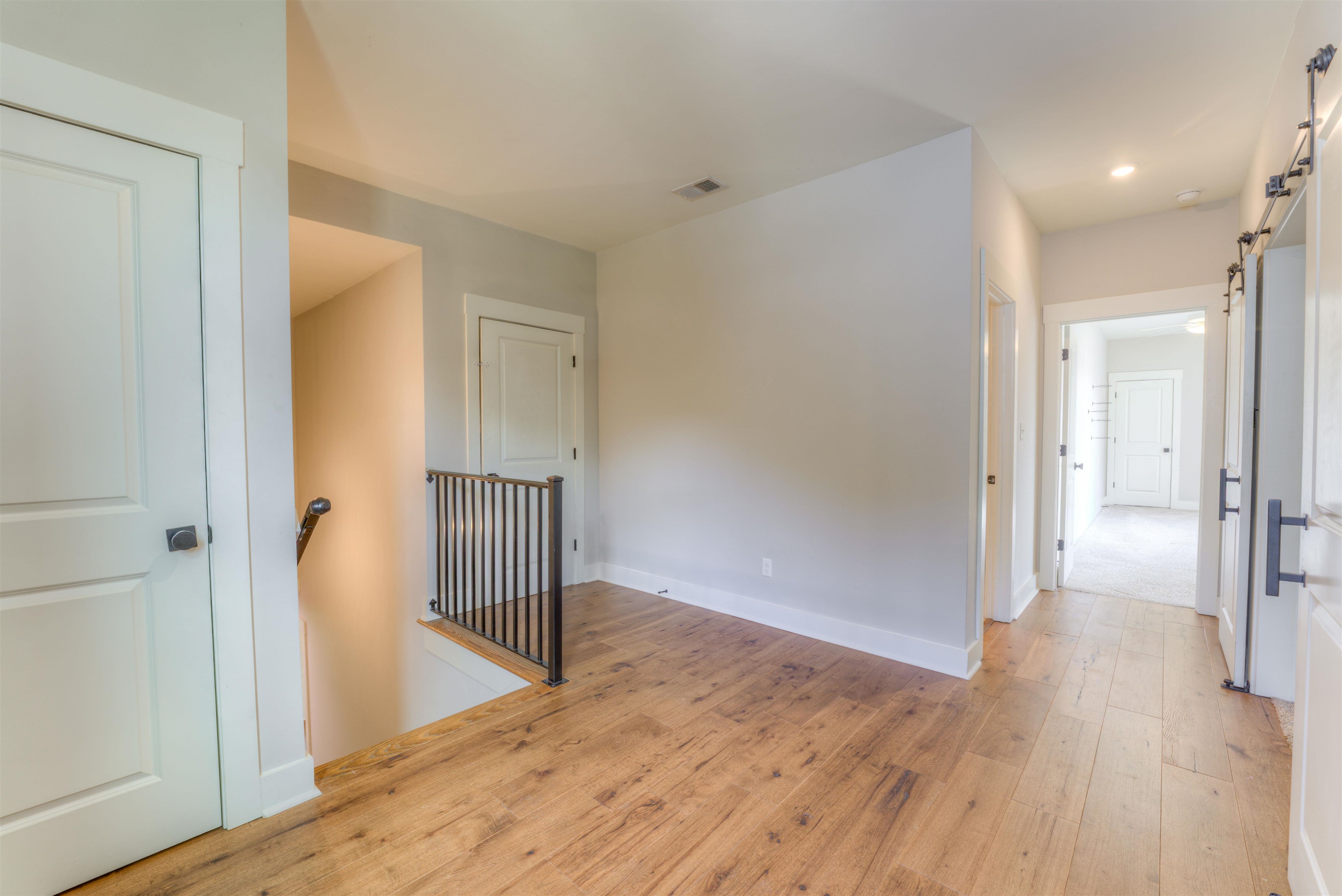 1283 Belfair Dr Property Photo 30
