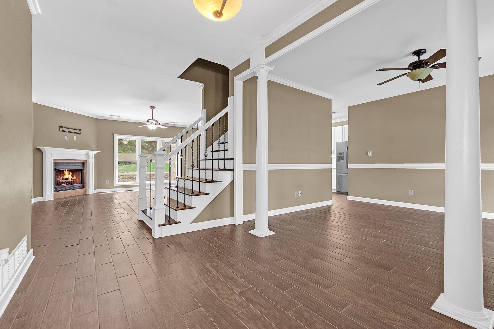 148 Claire Dr Property Photo 4