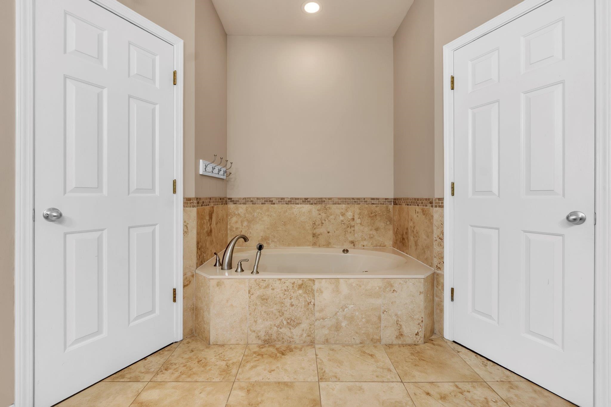 148 Claire Dr Property Photo 12