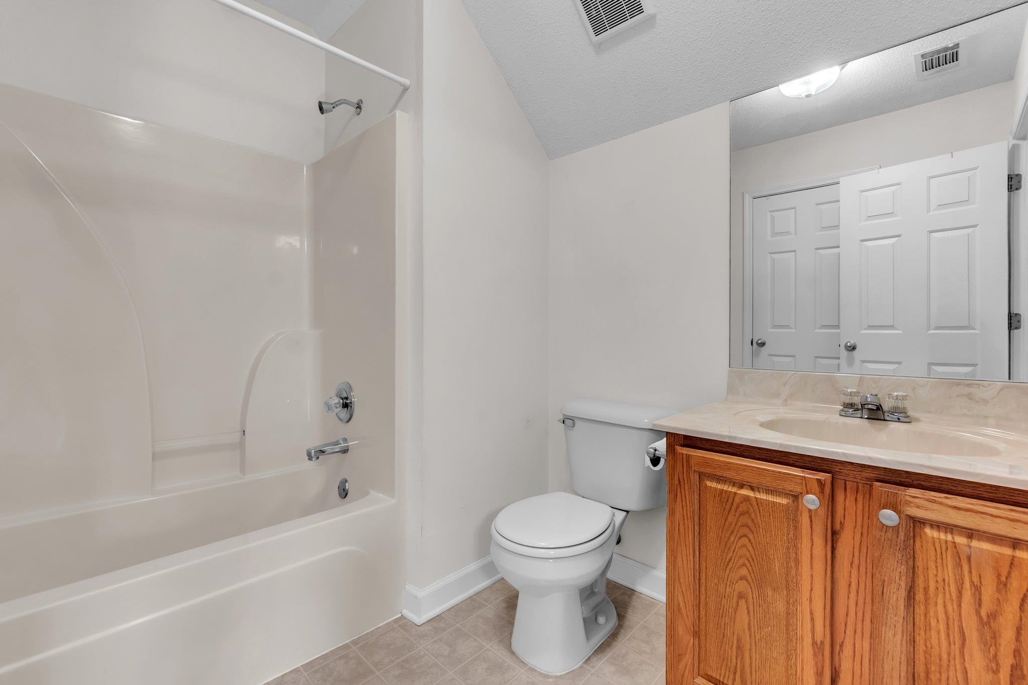 148 Claire Dr Property Photo 24