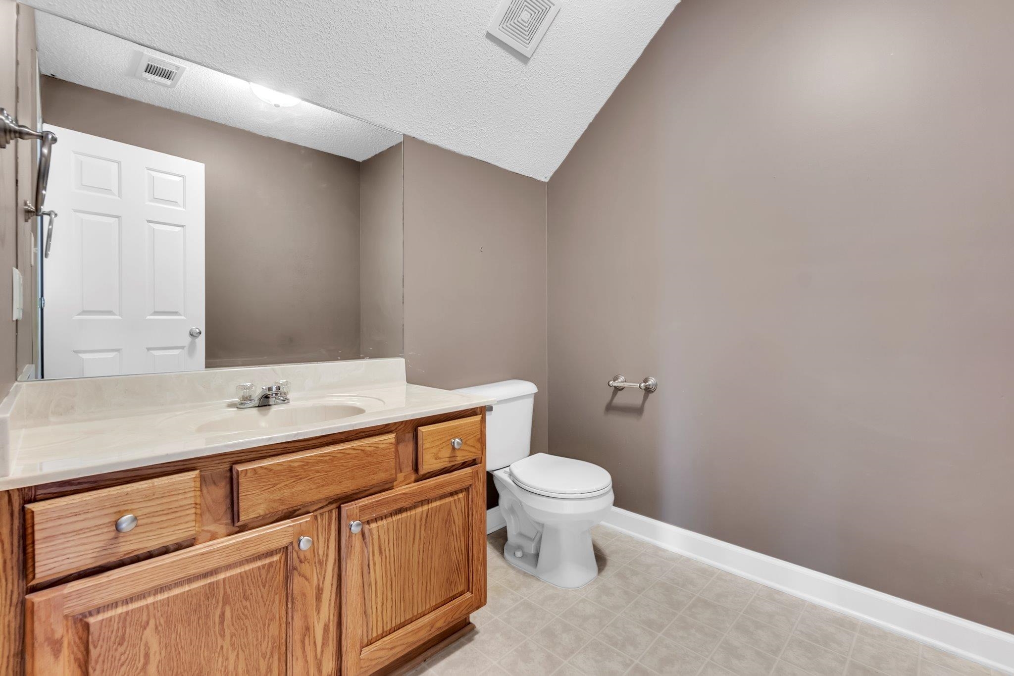 148 Claire Dr Property Photo 26