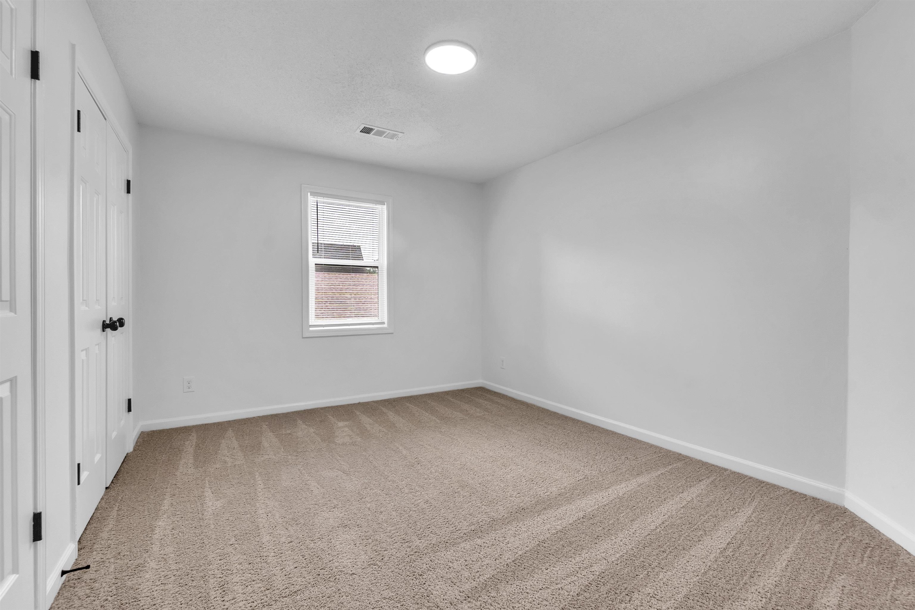 488 W Regis Pl Property Photo 16