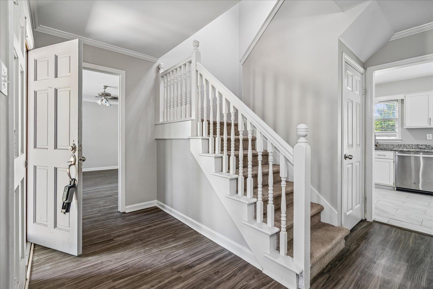 3951 Fun Valley Dr Property Photo 5
