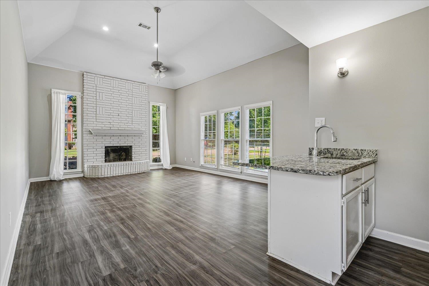 3951 Fun Valley Dr Property Photo 11